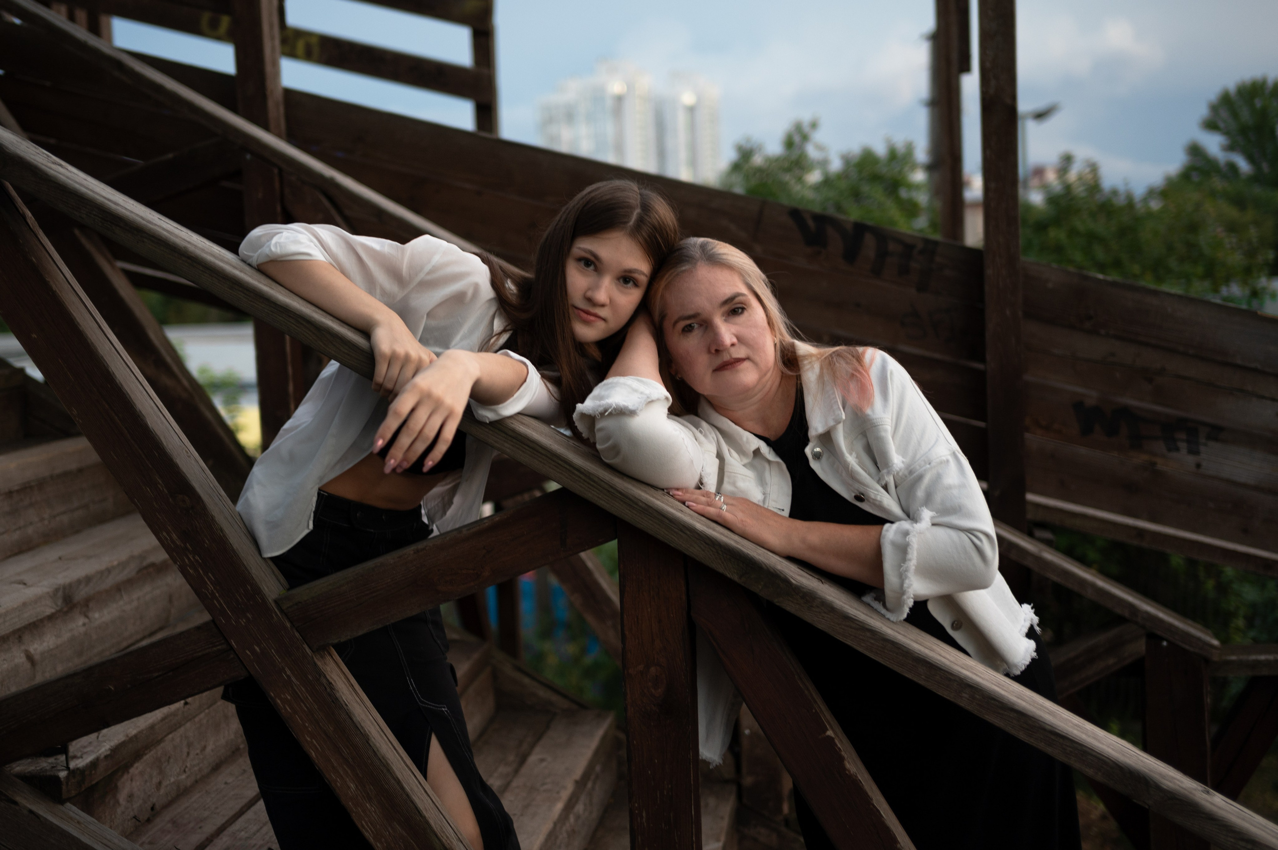 Василиса и Наташа. Главная