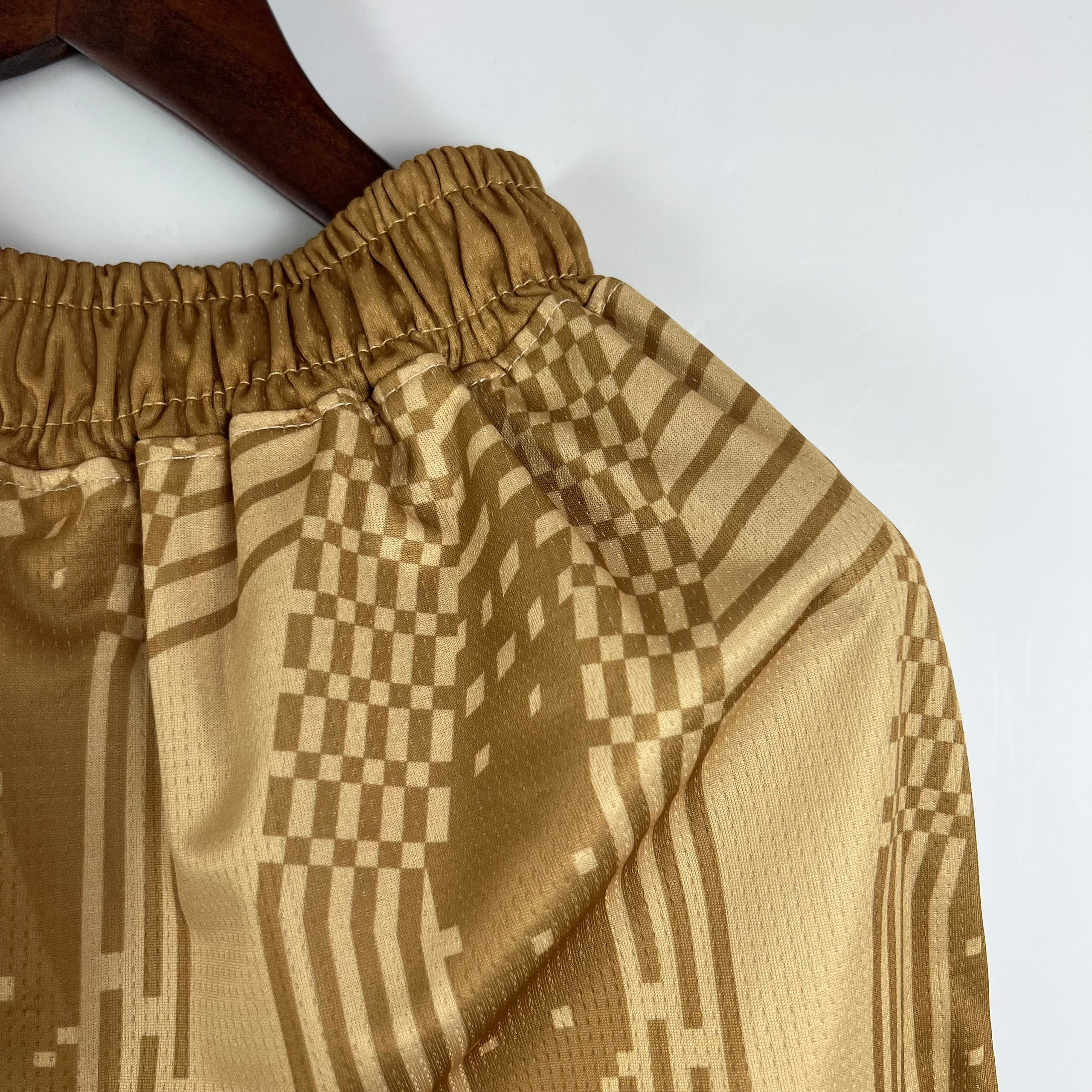 Купить футбольные шорты AC Milan. Футбольный магазин — ssw_magazin