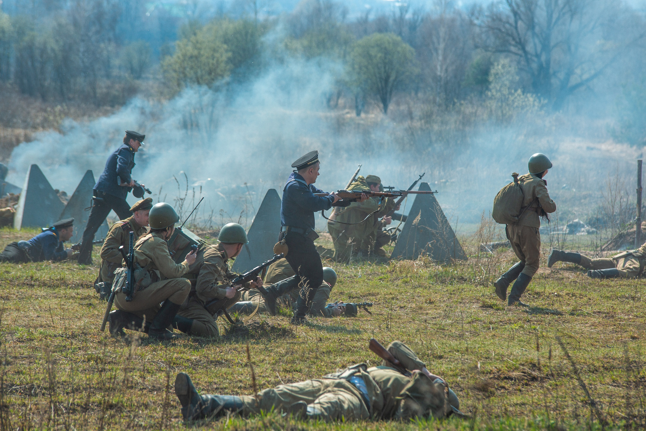 РЕКОНСТРУКЦИЯ БОЯ — ВОВ — БИТВА ЗА ГОРОД. Профессиональный фотограф в Мценске и Орловской области