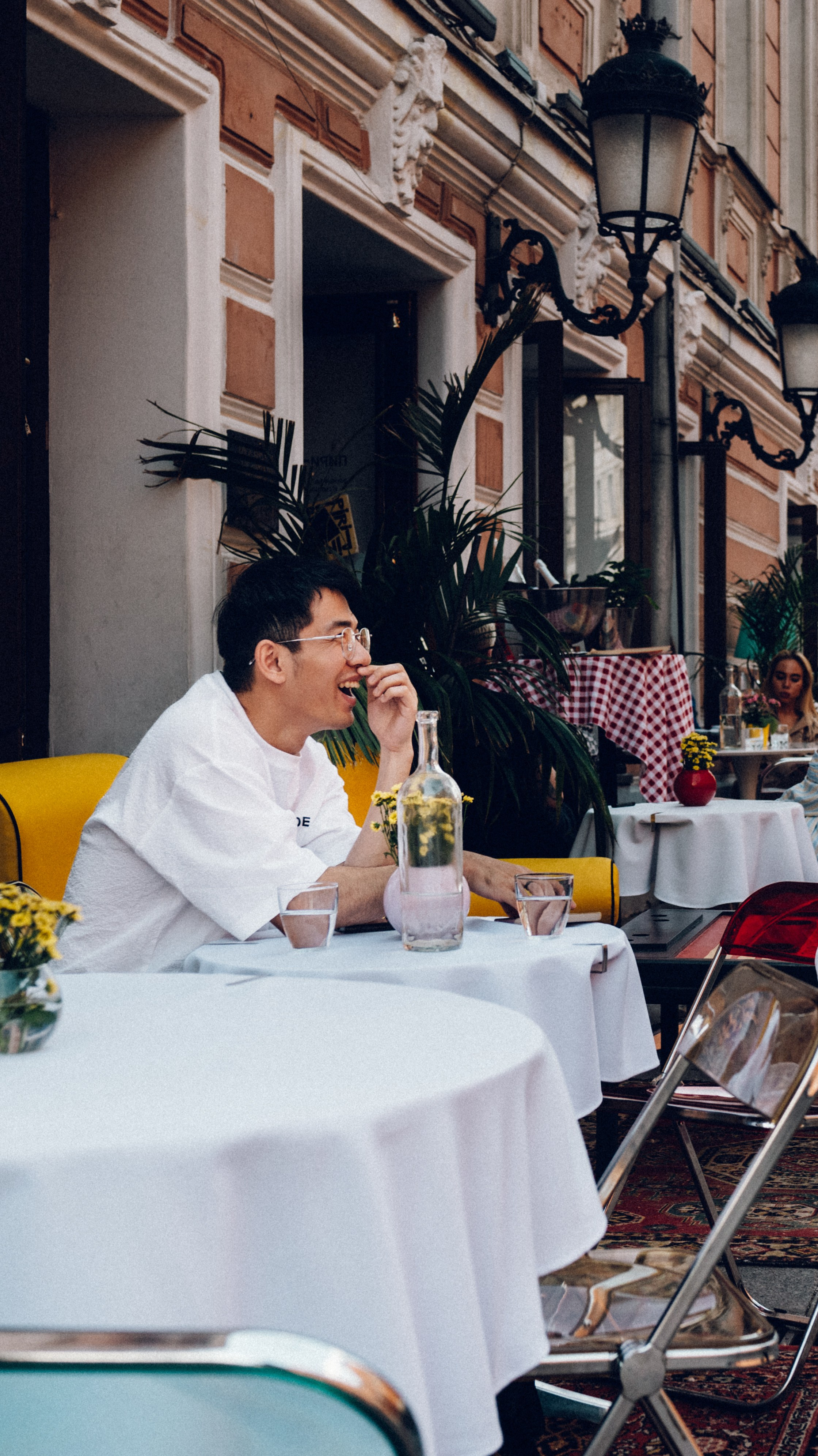 Street. Если ты на Земле — звони