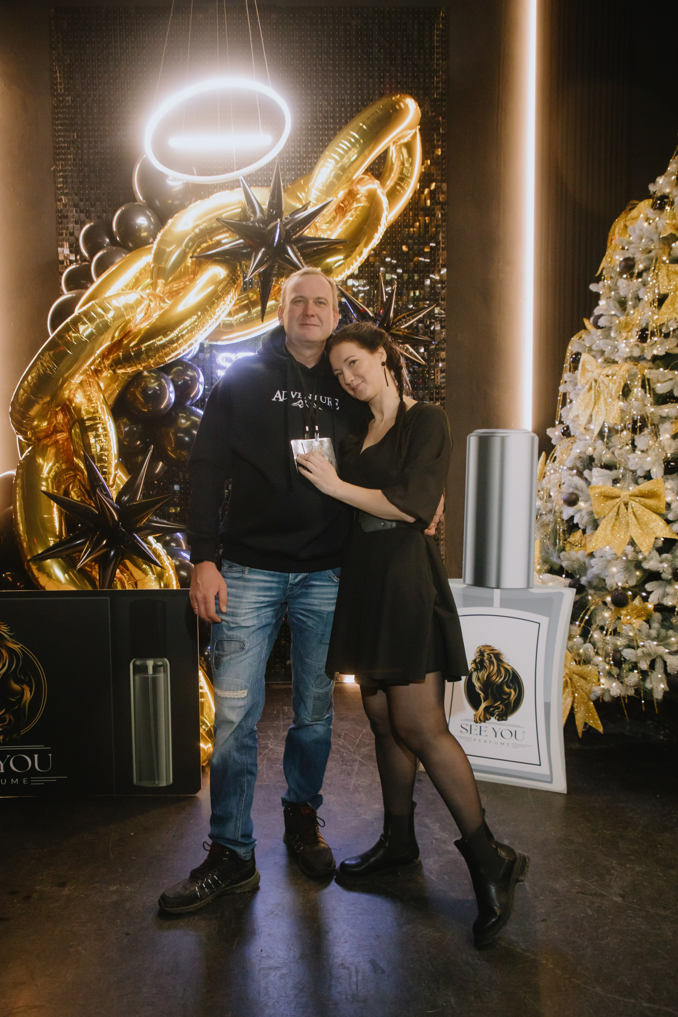 See `You Perfume. Фотограф в Москве и Санкт-Петербурге Дарина