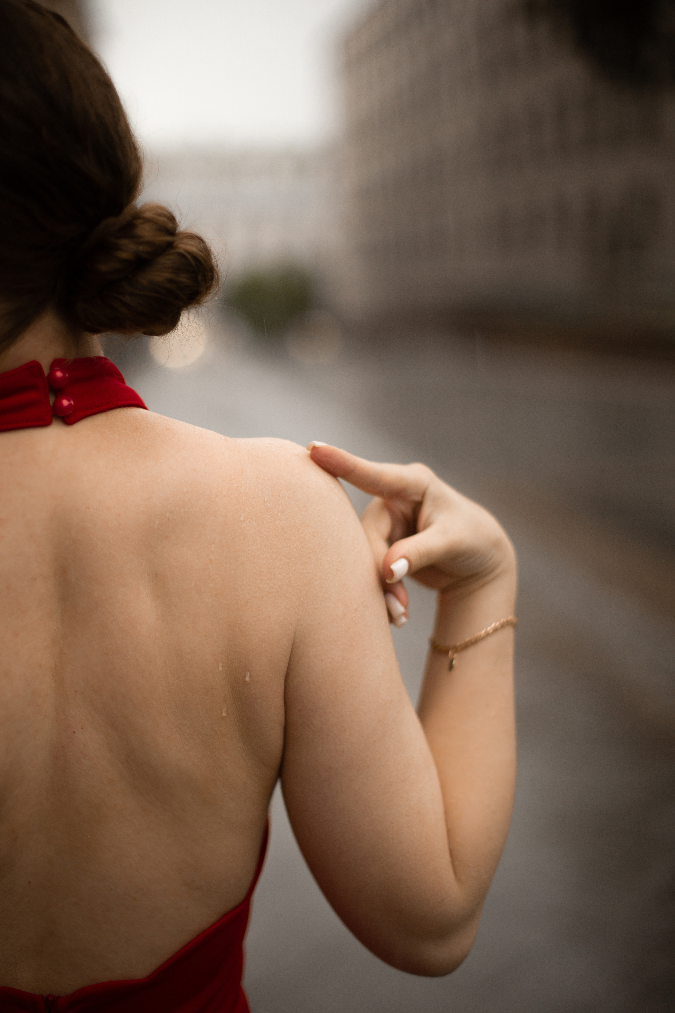 Полина под дождем. Мария Маркова детский и семейный фотограф в Москве