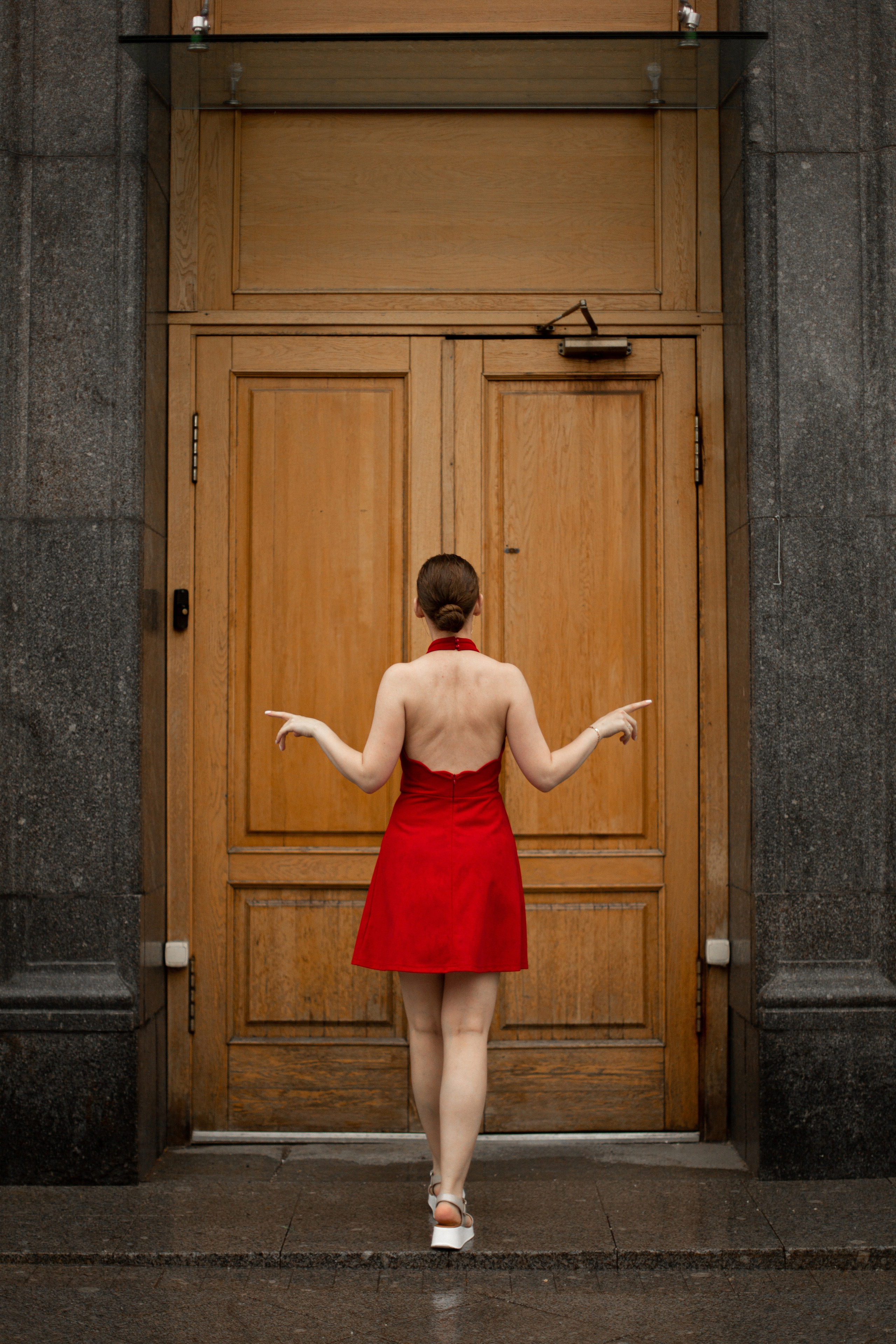 Полина под дождем. Мария Маркова детский и семейный фотограф в Москве