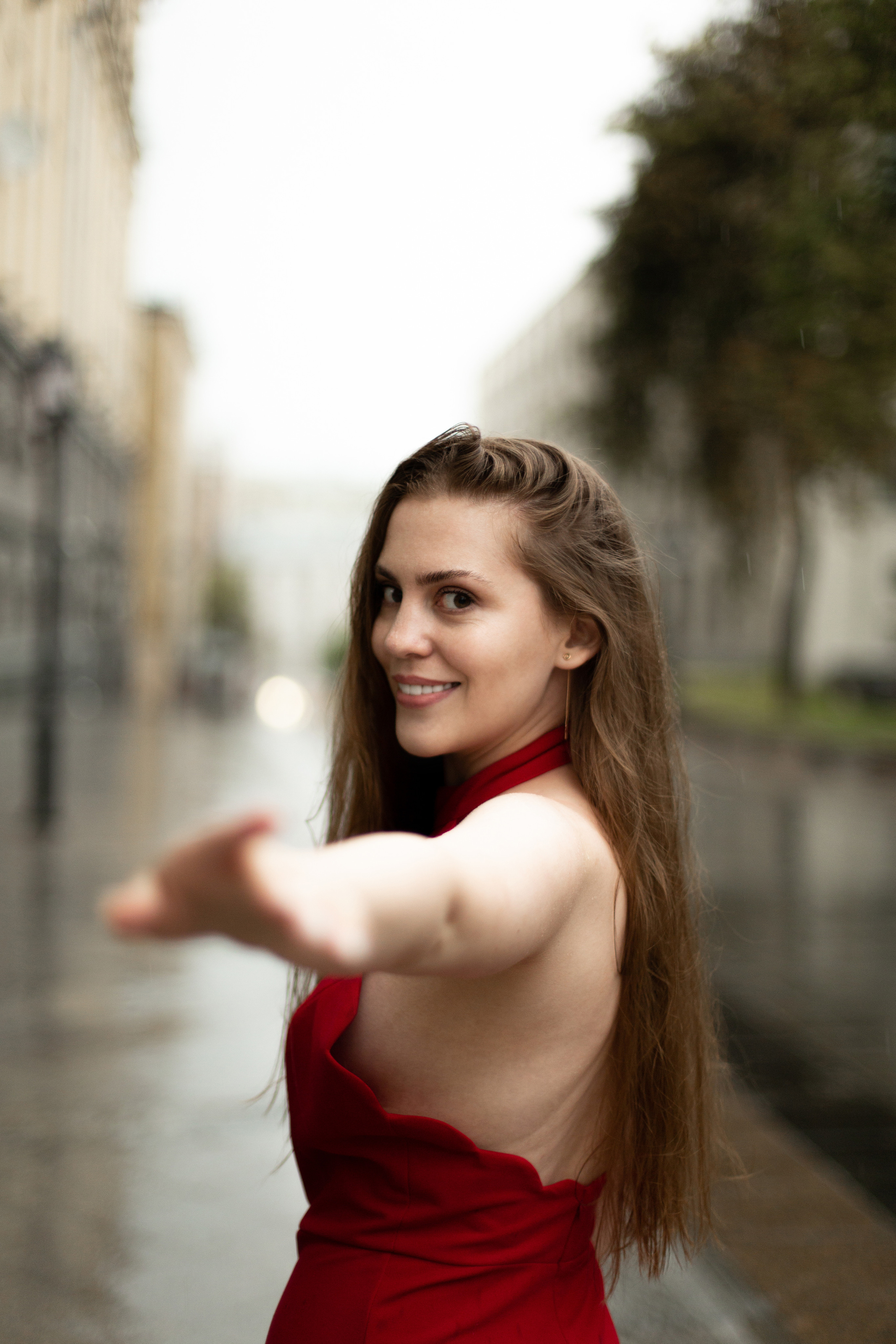 Полина под дождем. Мария Маркова детский и семейный фотограф в Москве