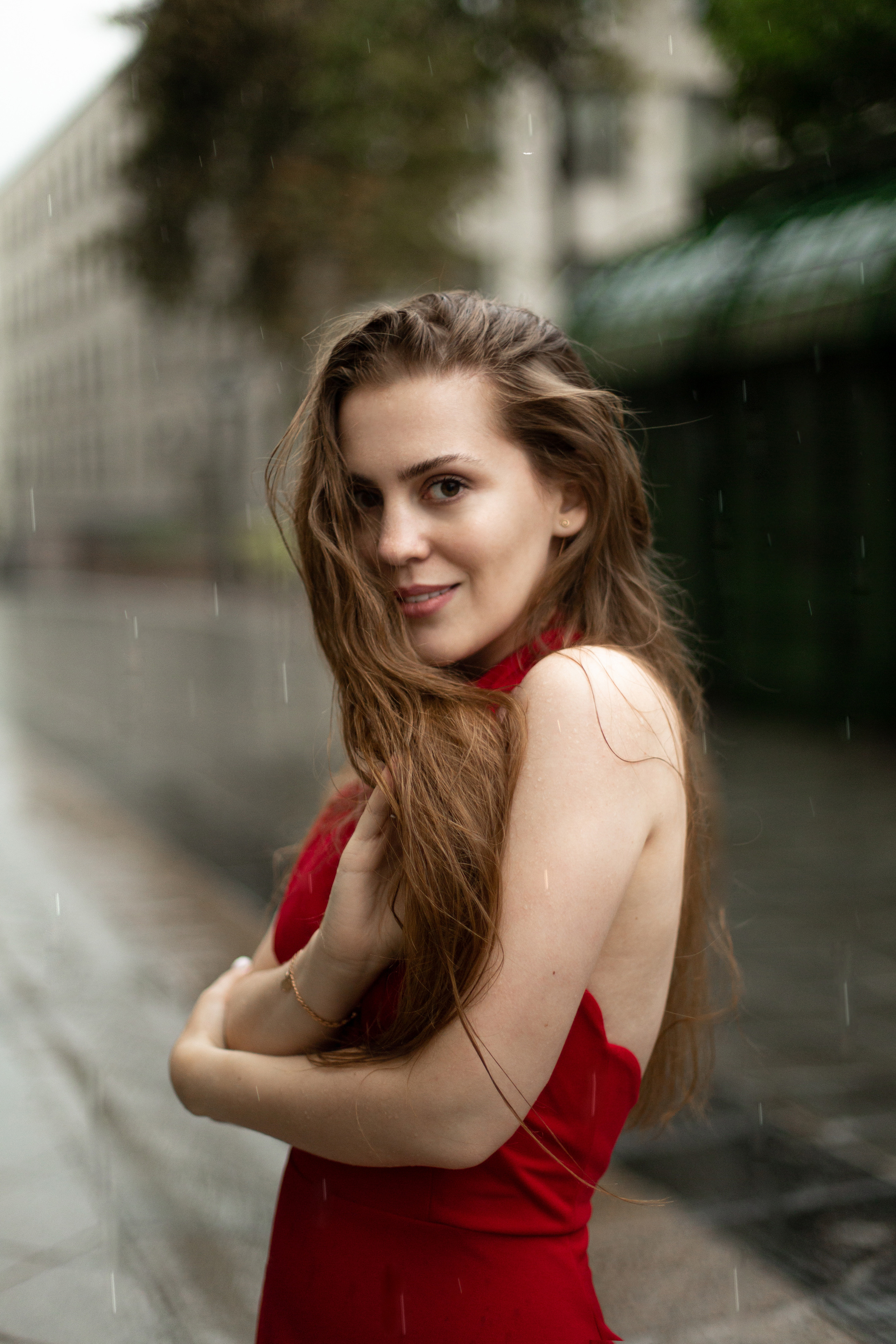 Полина под дождем. Мария Маркова детский и семейный фотограф в Москве