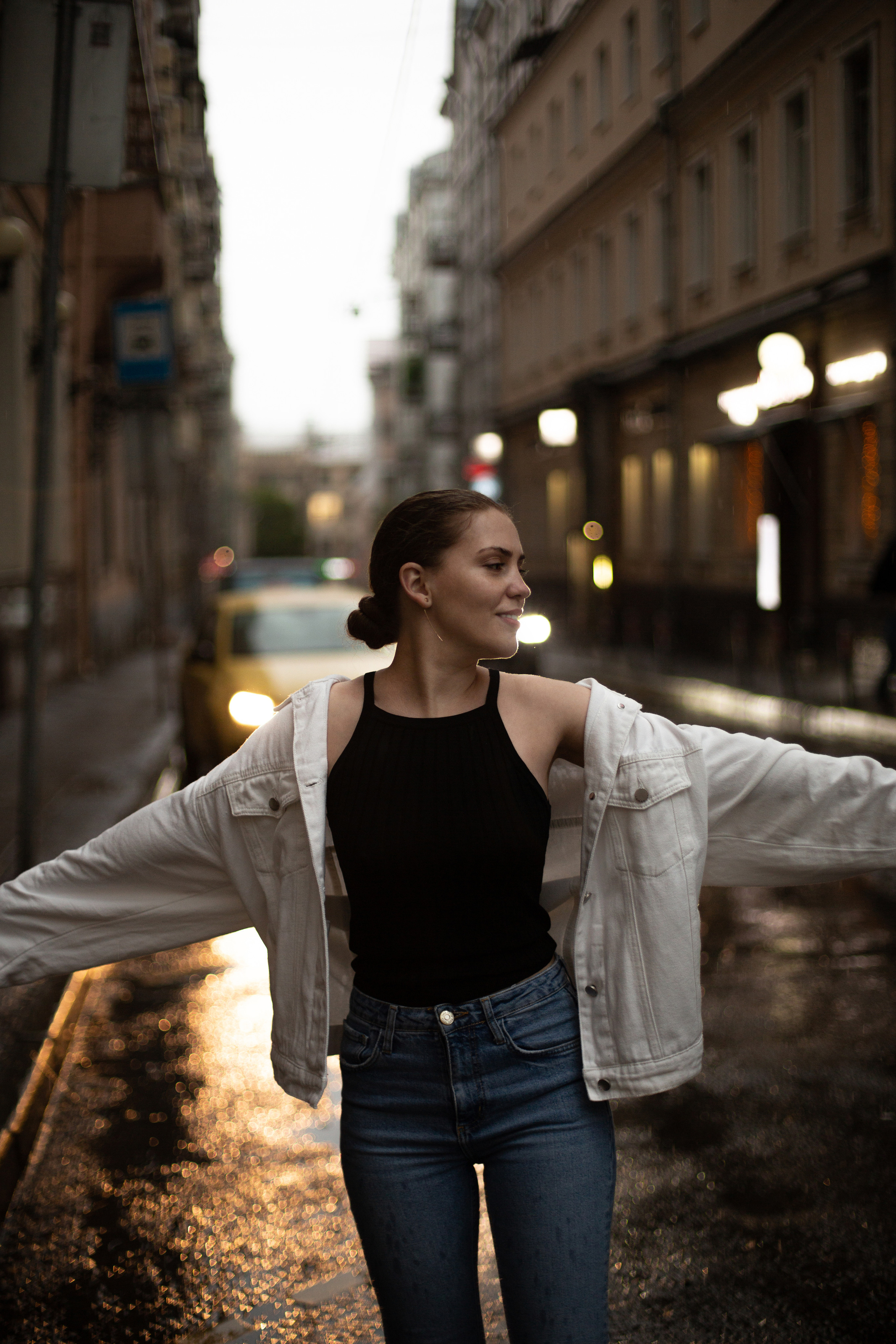 Полина под дождем. Мария Маркова детский и семейный фотограф в Москве