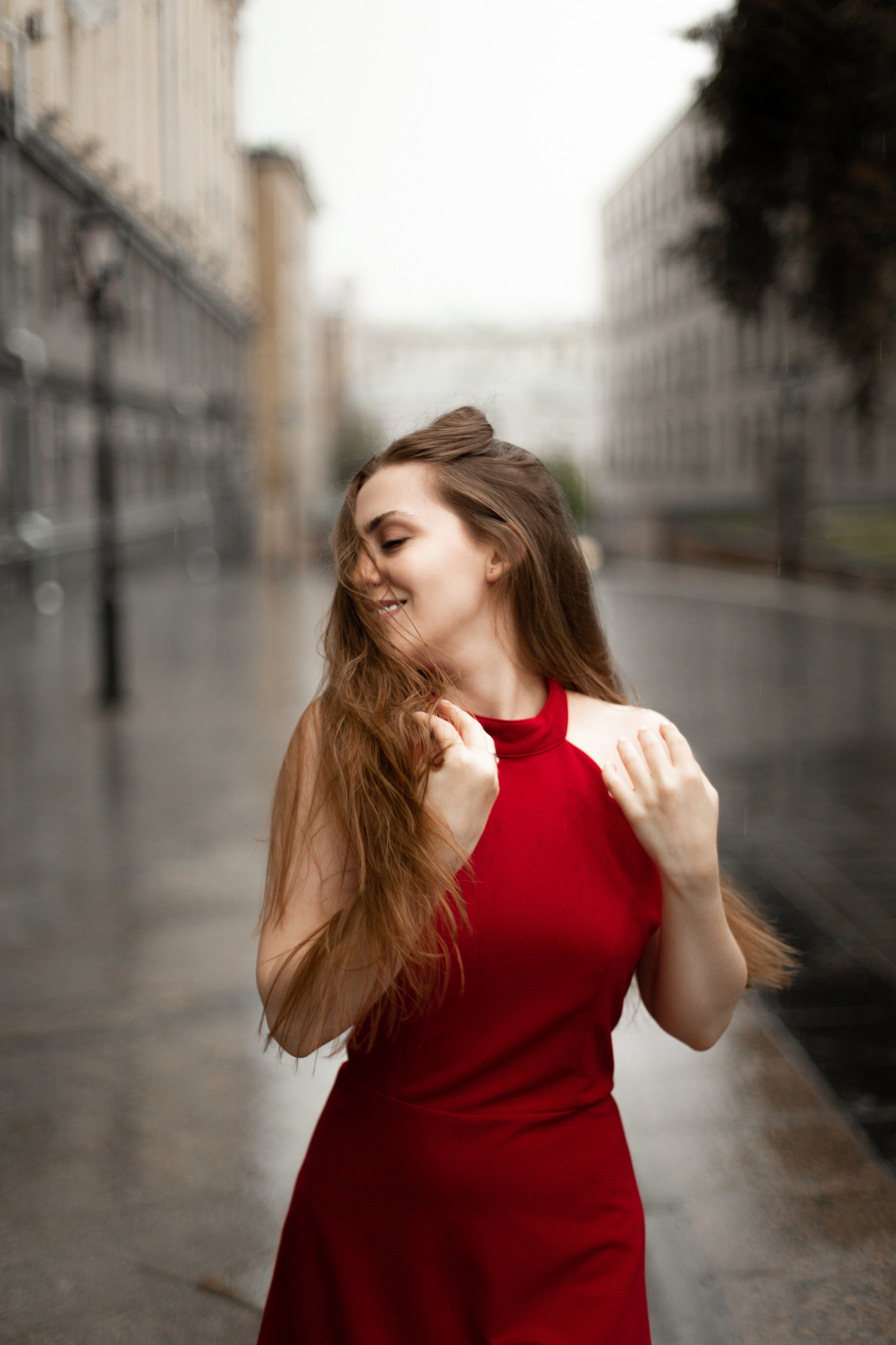 Полина под дождем. Мария Маркова детский и семейный фотограф в Москве