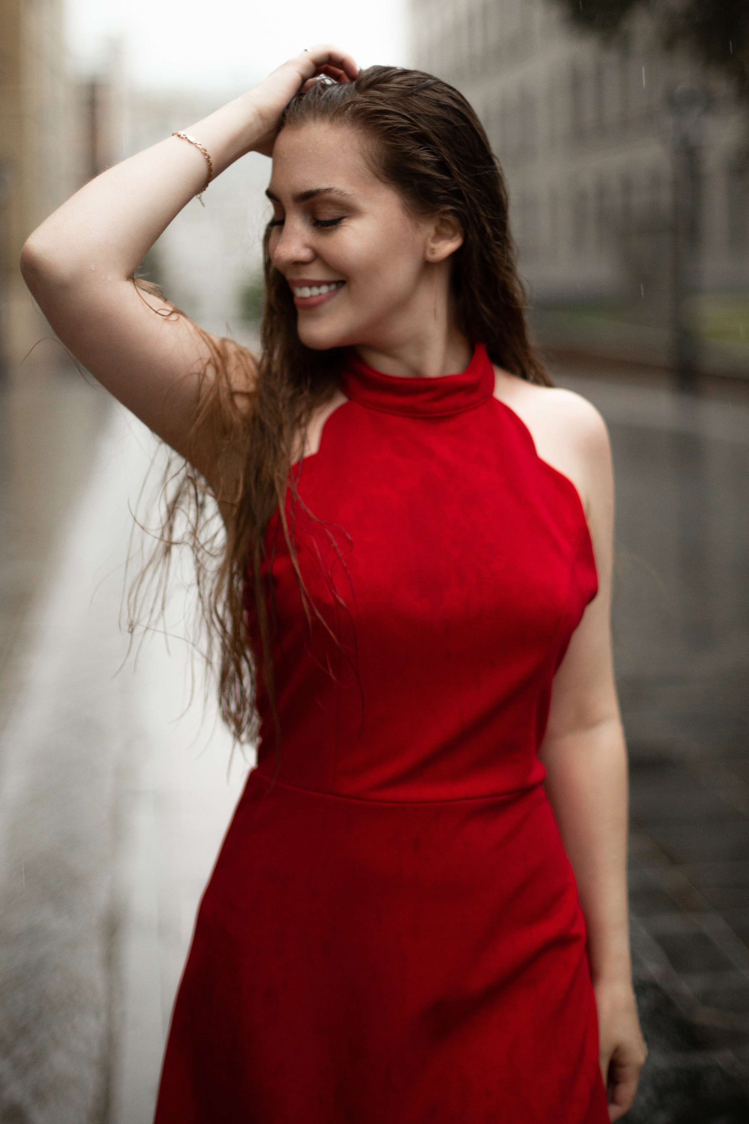 Полина под дождем. Мария Маркова детский и семейный фотограф в Москве