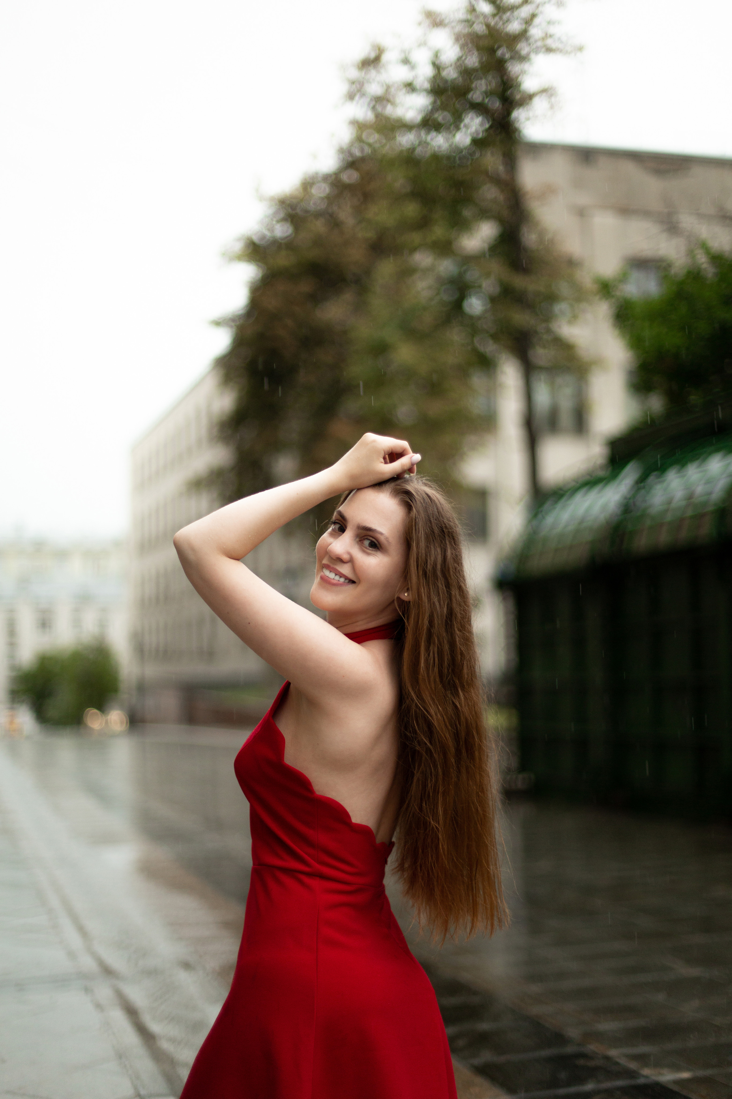 Полина под дождем. Мария Маркова детский и семейный фотограф в Москве