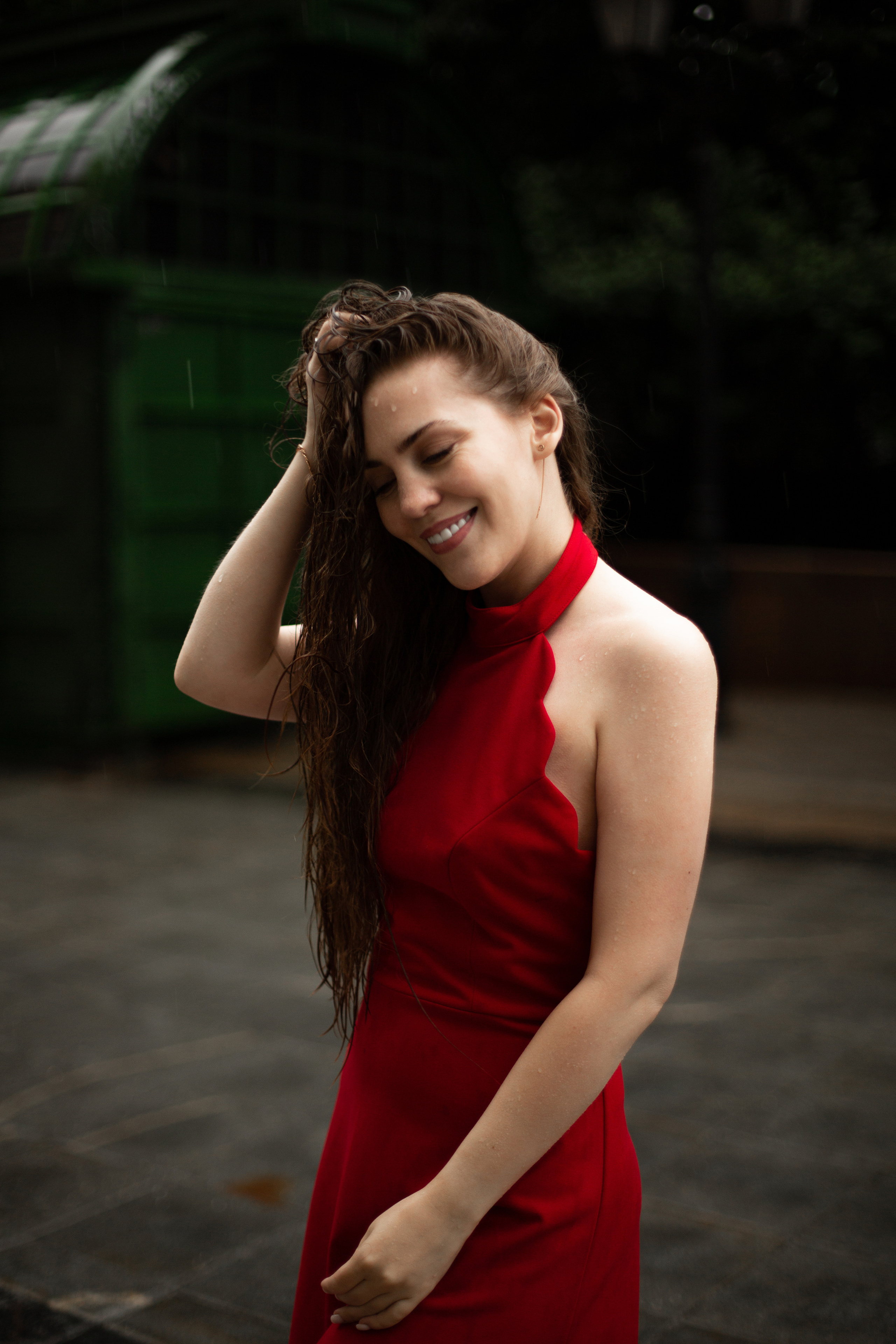 Полина под дождем. Мария Маркова детский и семейный фотограф в Москве