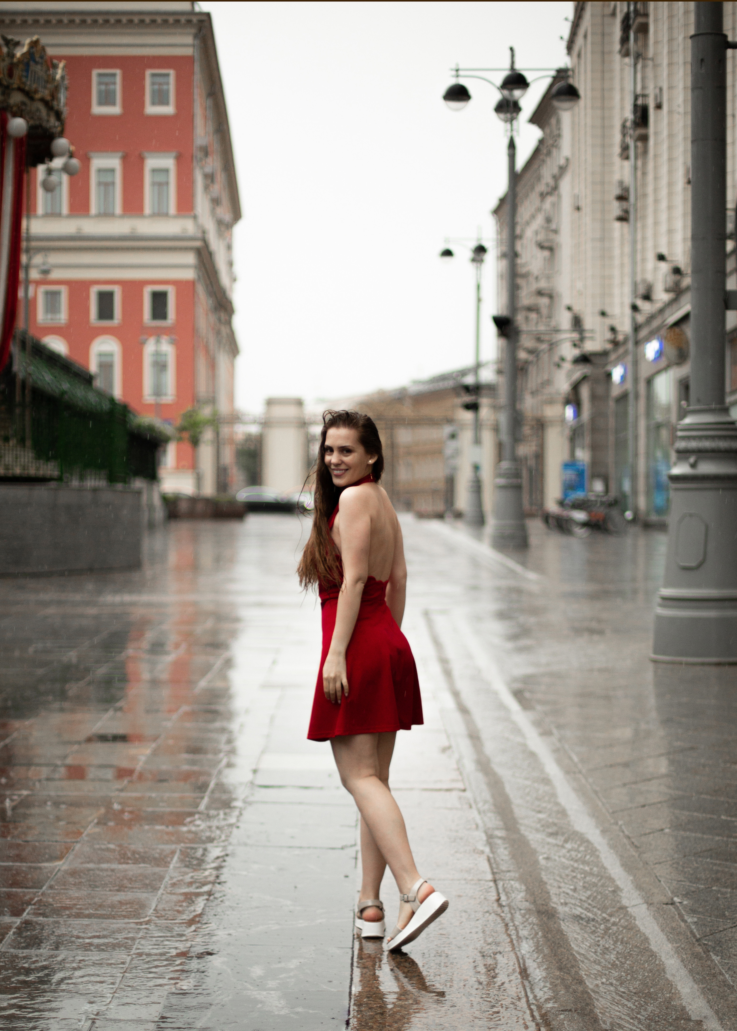 Полина под дождем. Мария Маркова детский и семейный фотограф в Москве