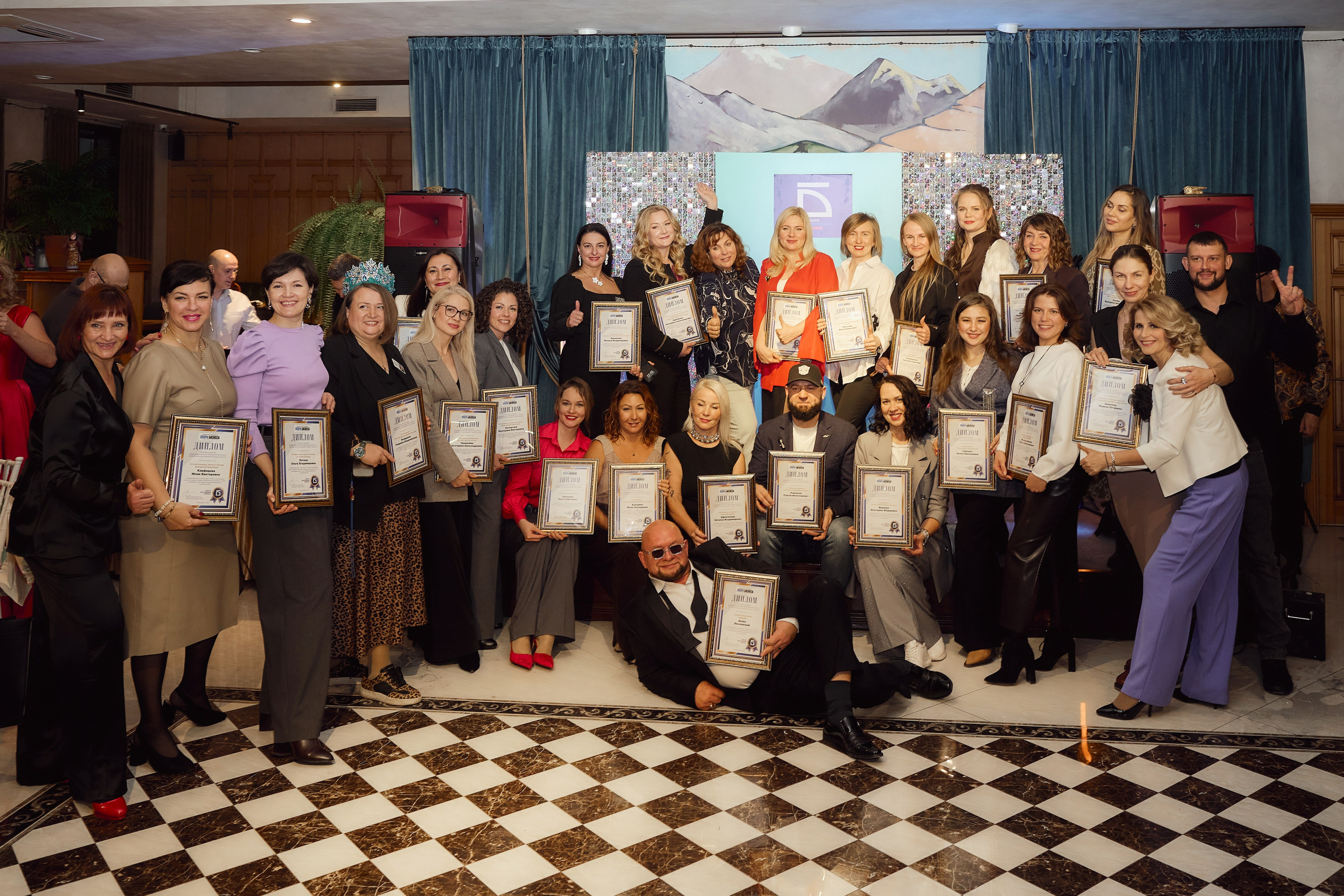 Репортажная съёмка новогодняя. Мартазова Екатерина фотограф. Екатеринбург