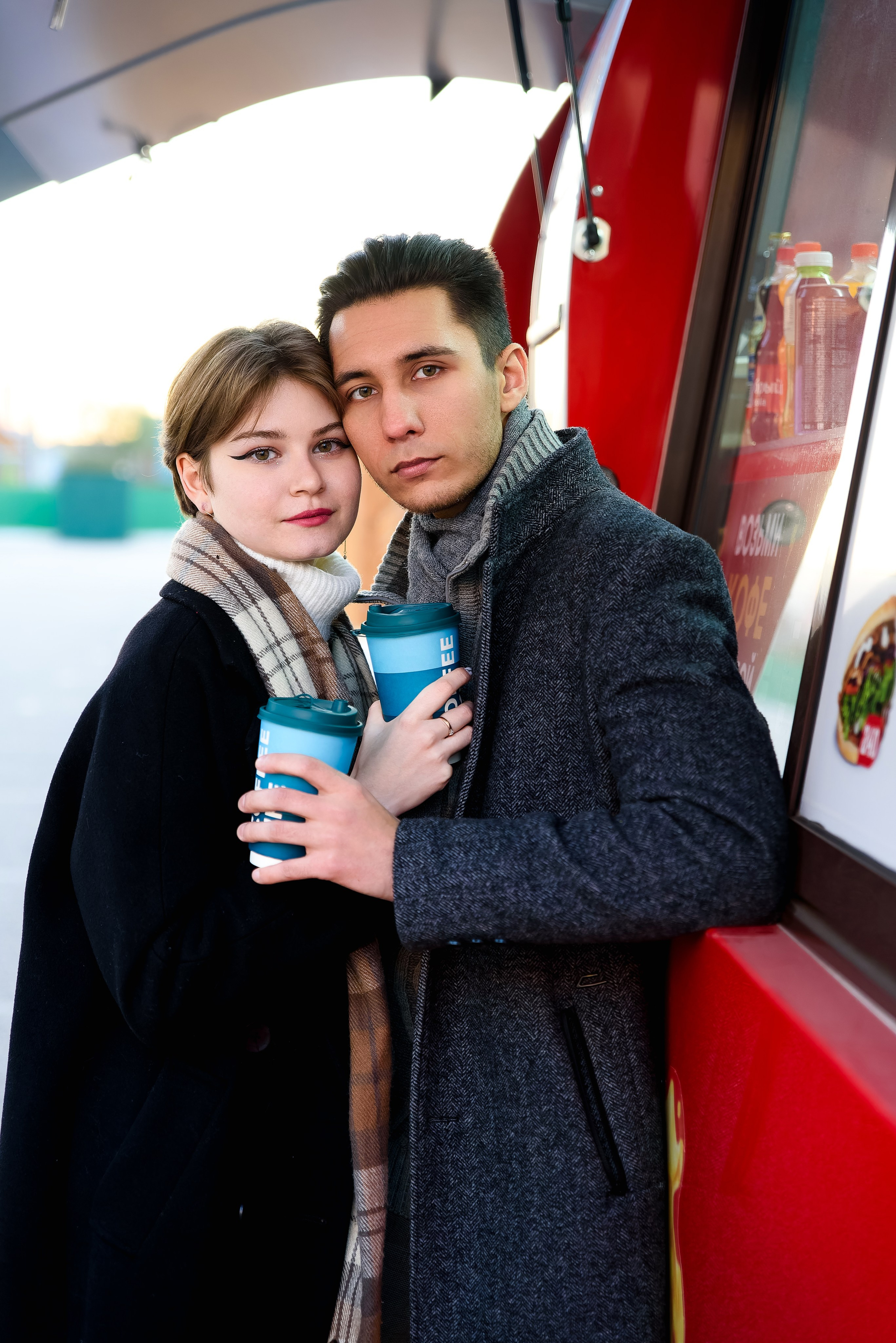 Влад и Алёна. Фотограф людей, белок и единорогов)