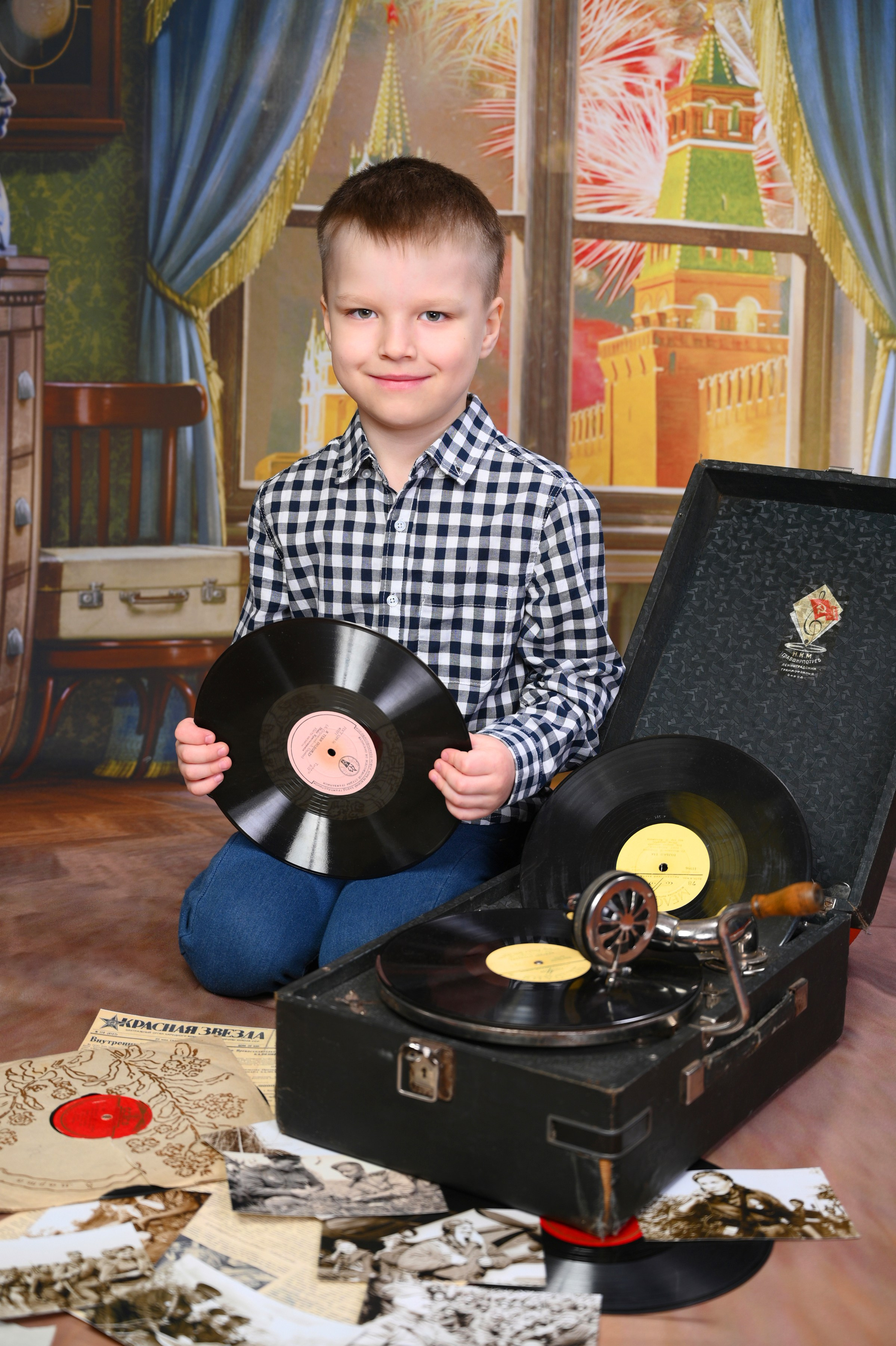 С 9 мая!. ФотоАрт