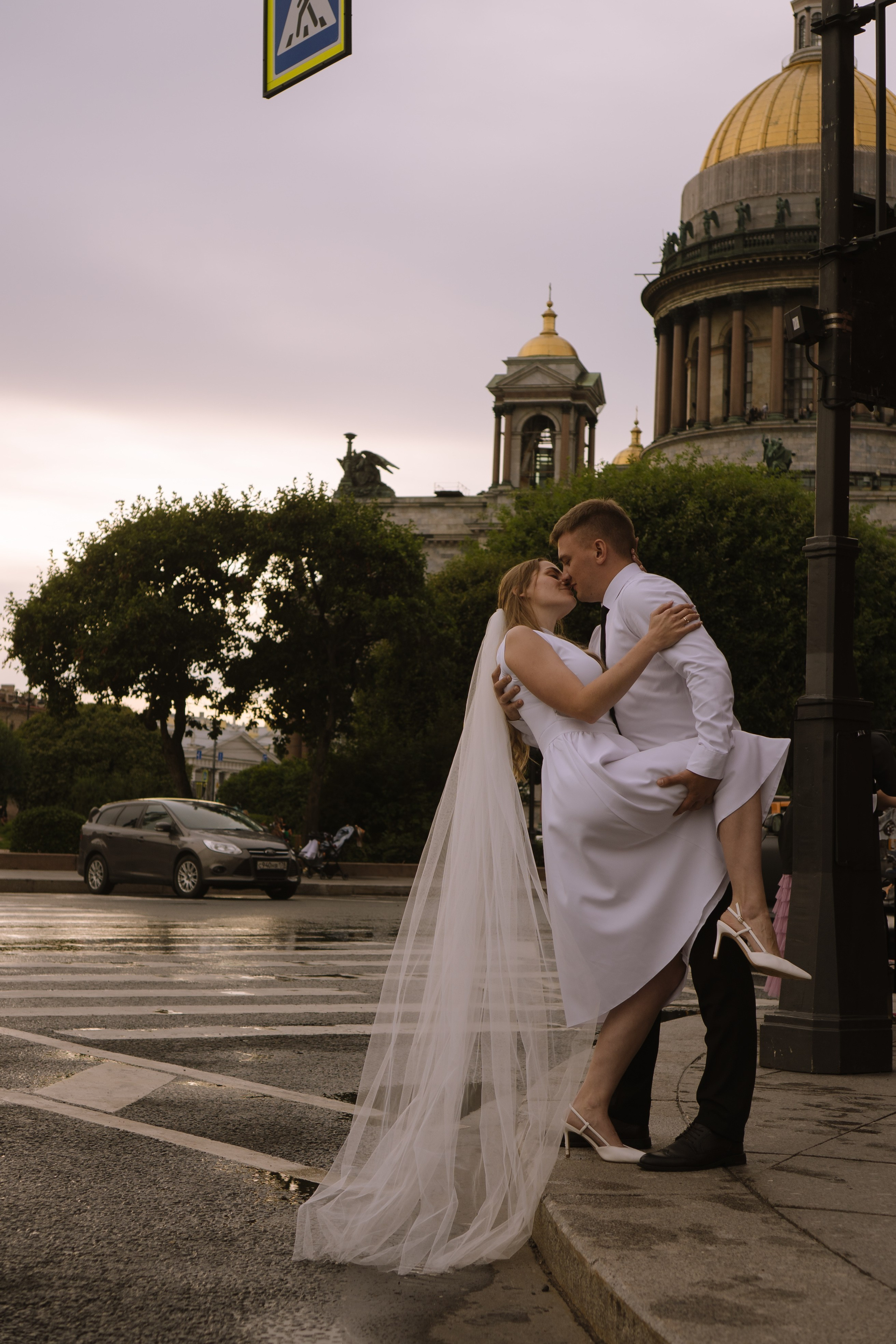 СВАДЕБНАЯ СЬЕМКА С ИСАКИЕВСКИМ СОБОРОМ, АСТОРИЯ И ЗАКОНОДАТЕЛЬНОЕ СОБРАНИЕ. Профессиональный фотограф, Санкт-Петербург — Виктория Богомолова