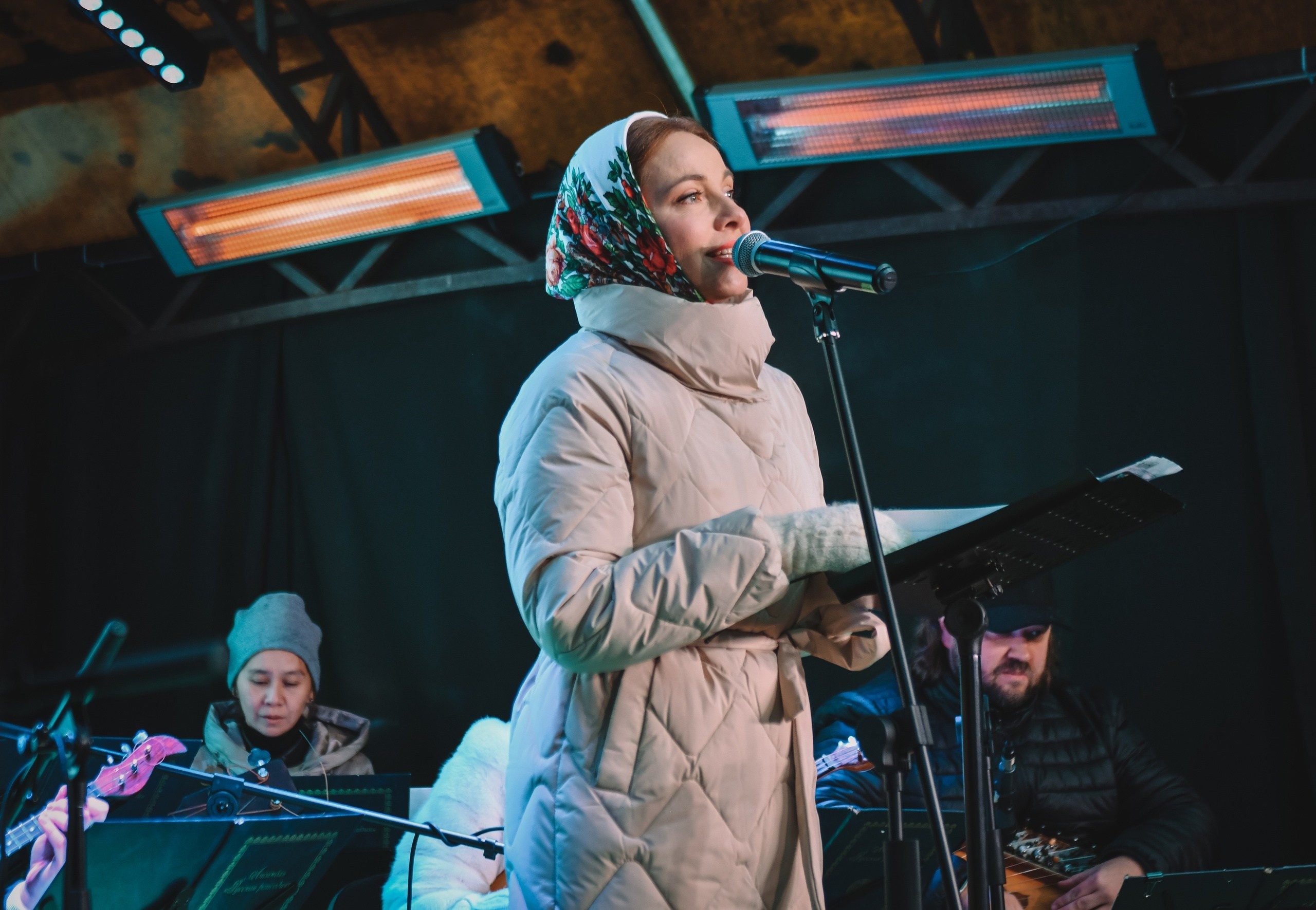 10 сосновых шишек. Kirillova Studio — мастерская декора и событий Юли Кирилловой