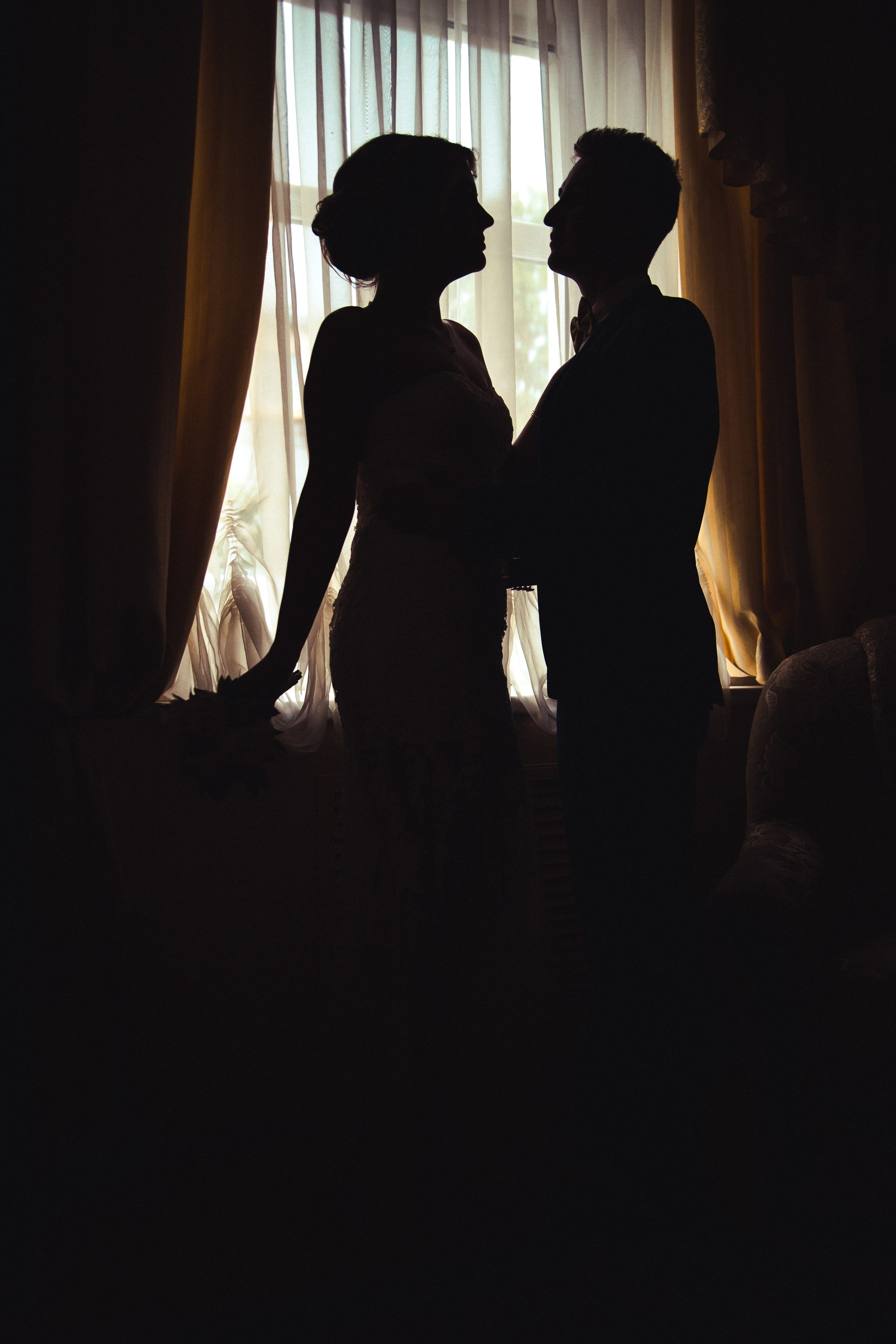 Свадьбы и Love-story. Репортажный фотограф и видеограф в Санкт-Петербурге