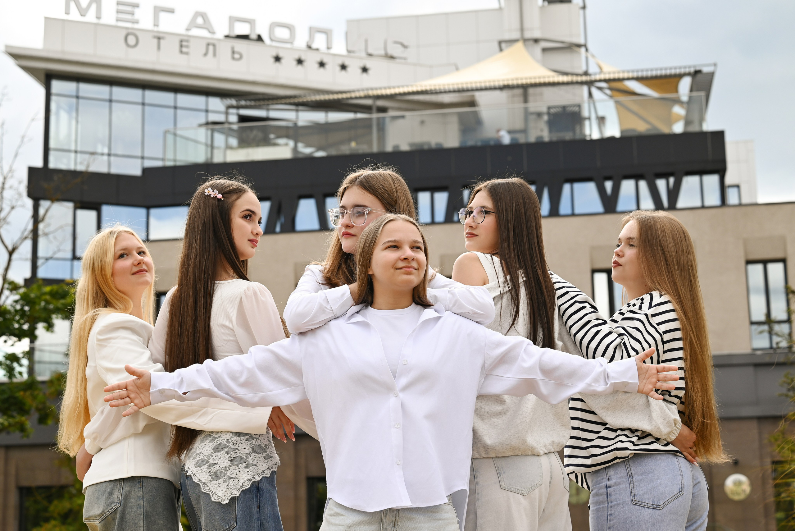 Выпускные альбомы Брянск. Фотостудия выпускных альбомов