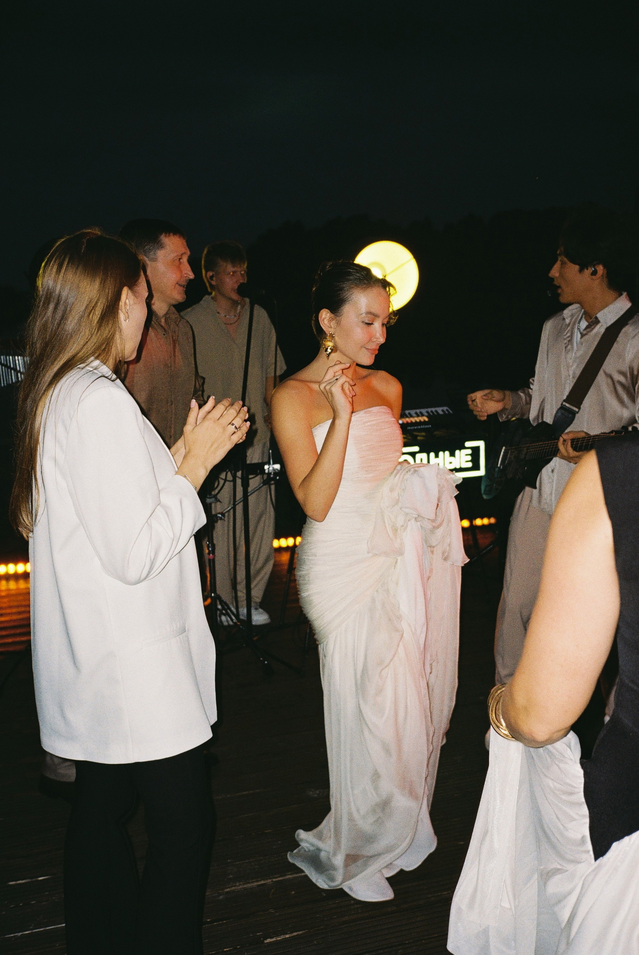 Ол ай нид из ё лав тунайт. Свадебный фотограф Алина Ампер