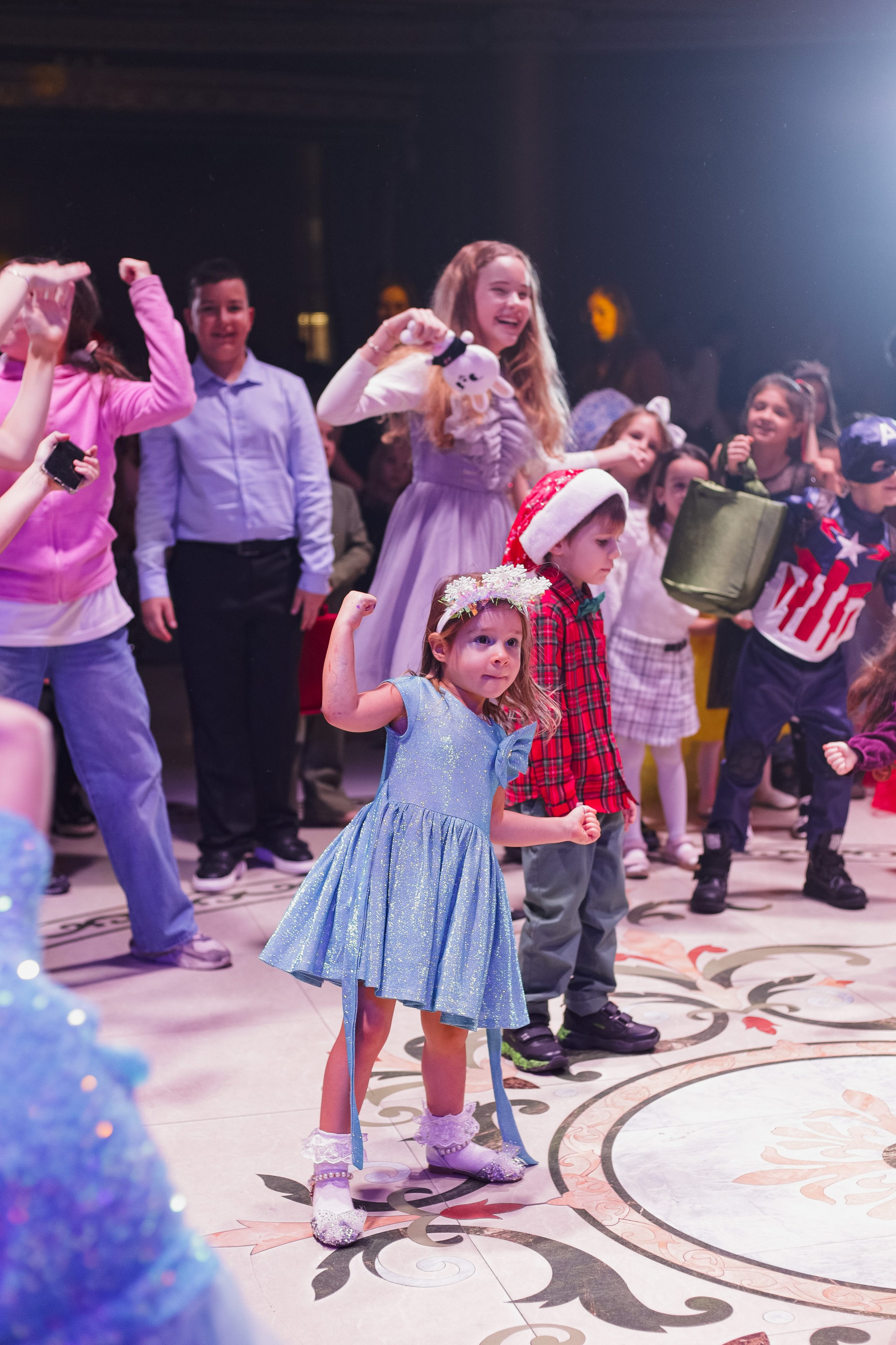 Новогоднее представление детское