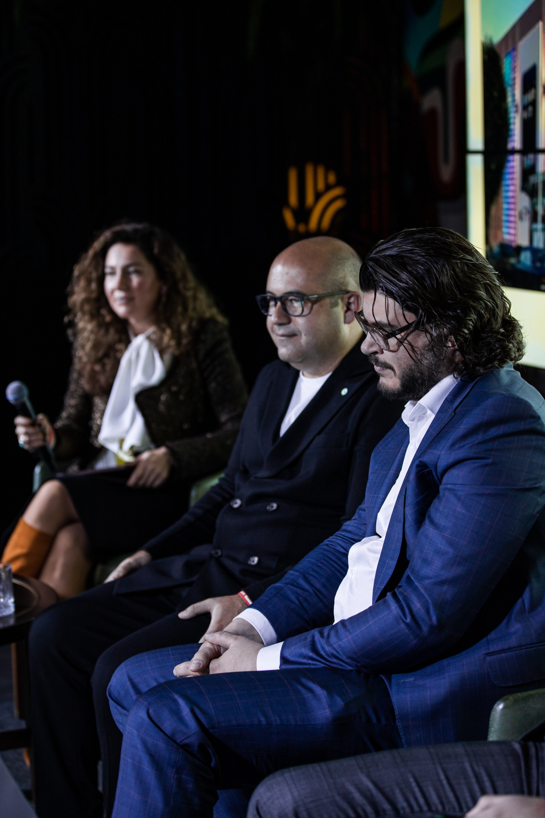 Коктейль «Коммерсантъ». Репортажный и fashion фотограф в Москве Сергей Бардин