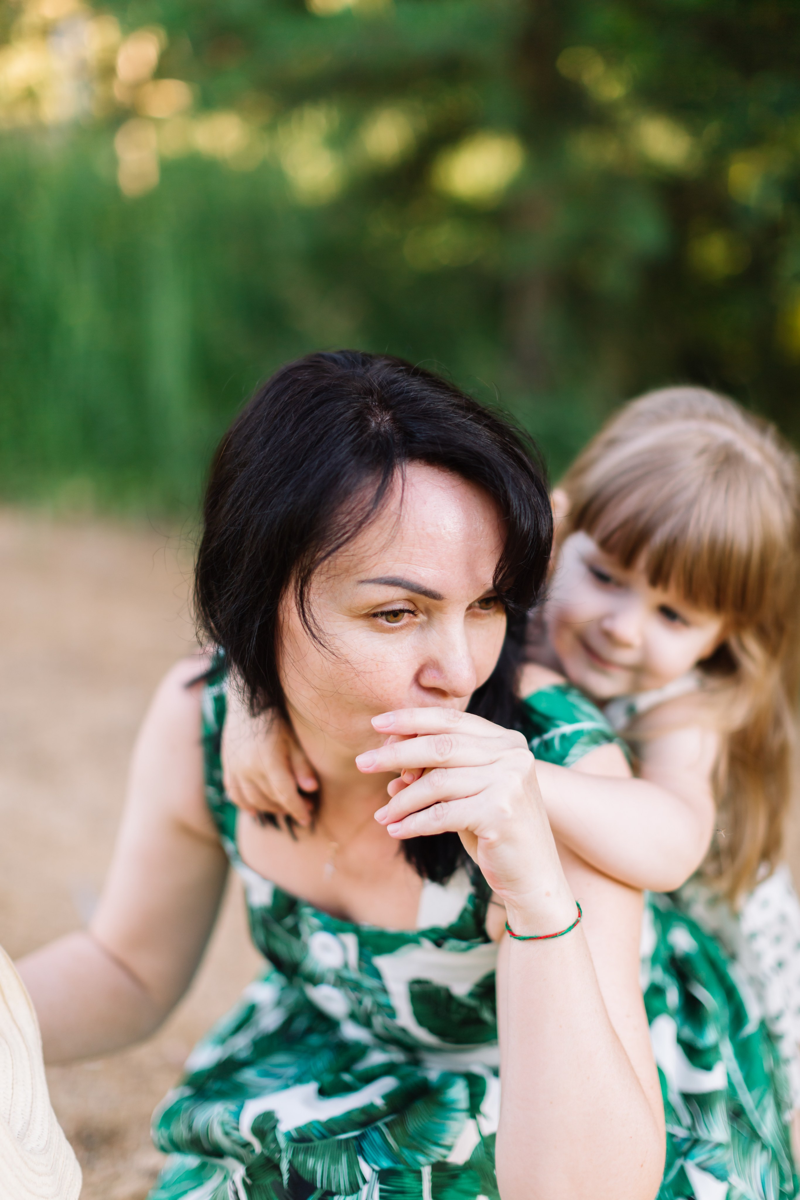 алёна малахова фотограф новосибирск семейный детский домашняя фотосессия в новосибирске день рождения репортажная съёмка фотосессия с лошадьми на конюшне деревня алтай  на природе фотосессия в детском саду мама и сын предложение руки и сердца идея  помолвка фотосессия берег закат детский день рождения годик торт аниматор лофт игровая продолжение следует prodoljenie_sleduet_  корпоратив тимбилдинг первоклашка линейка  контент  бизнес портрет оперный новат франция берет весна девушка мама и дочь мать и дитя