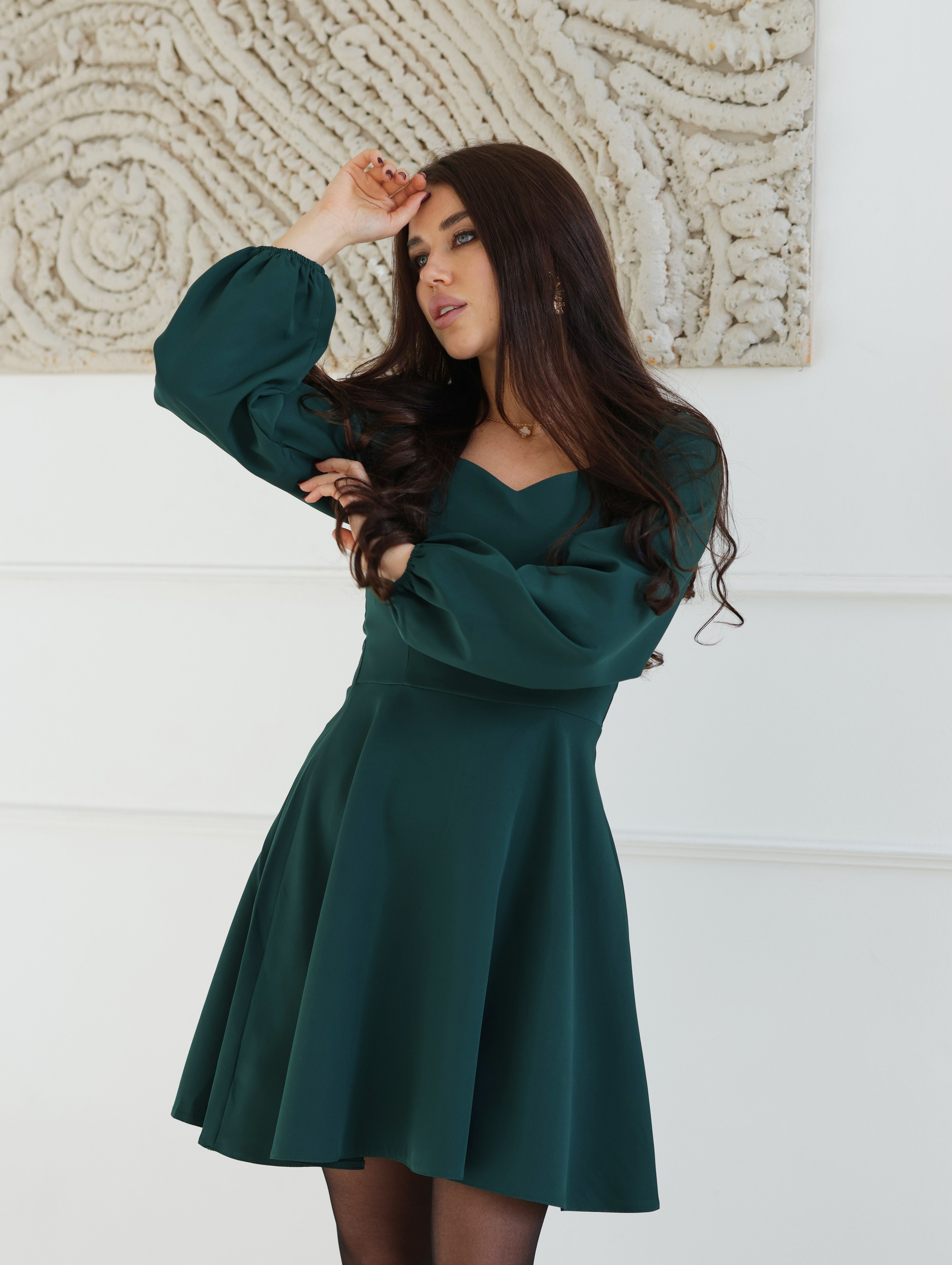 Платье изумрудное Belle Ame. Фото съемка товаров для макретплейсов Воронеж