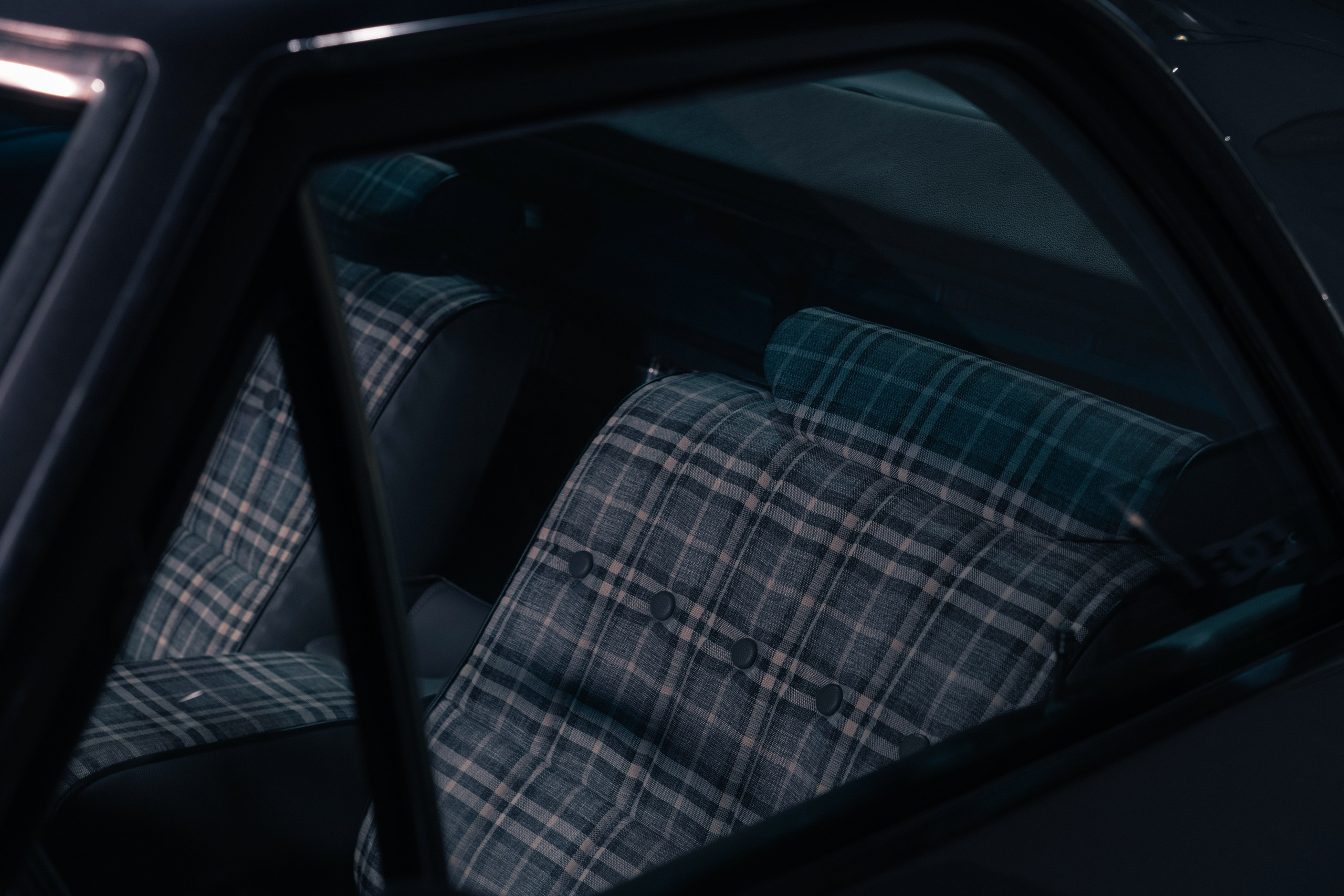 уютный салон старого американского автомобиля 