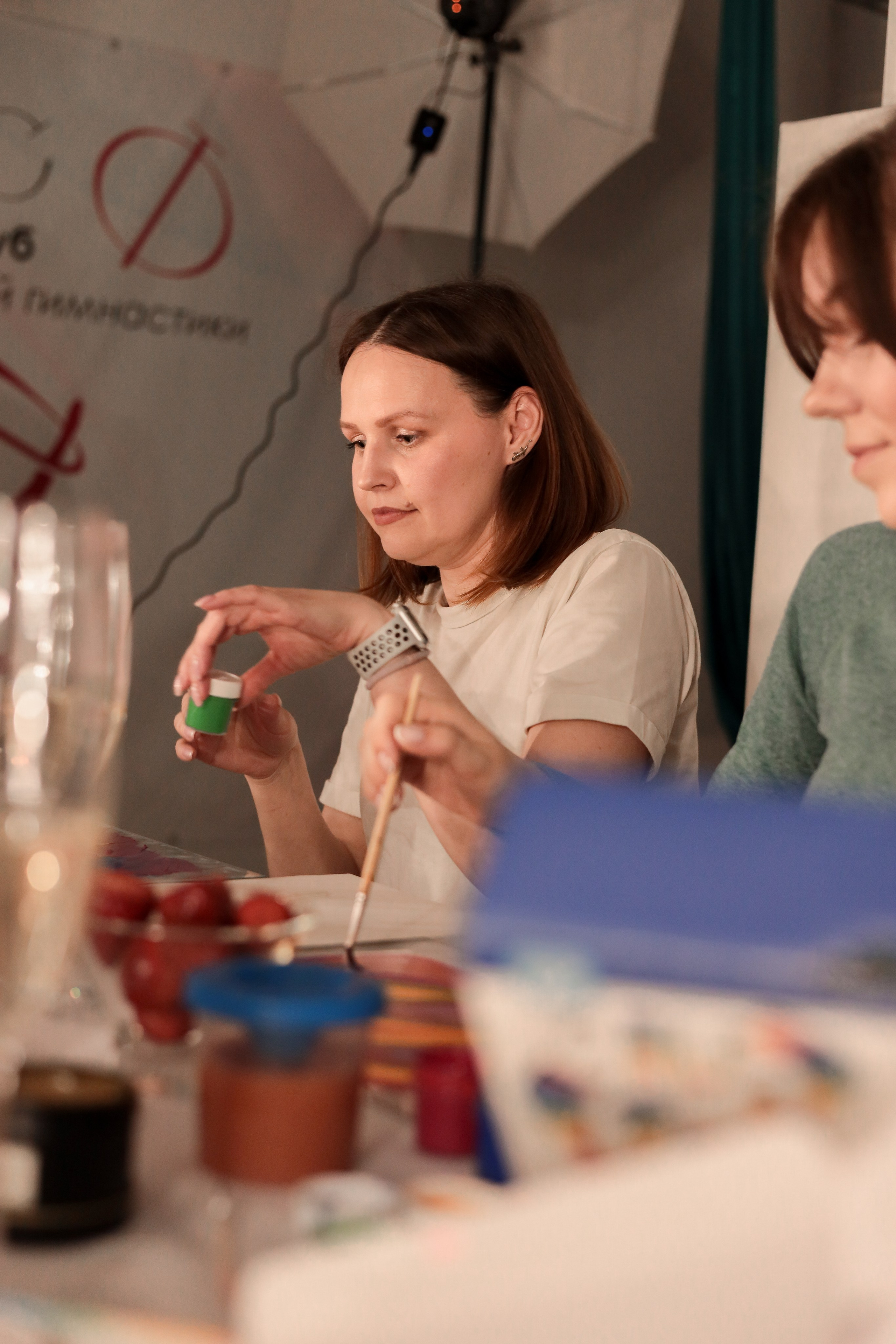 Арт-терапия + аэройога. Фотограф Надршина Лилия