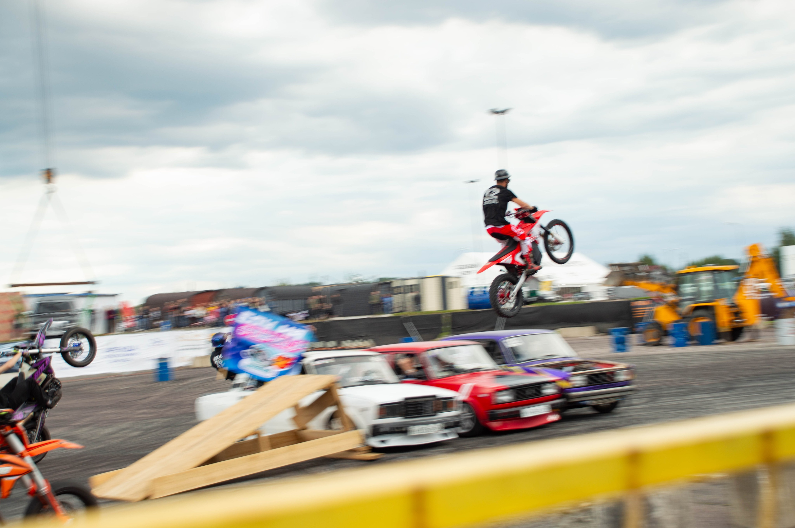 Фотограф Ростов Великий, портретный фотограф Ростов Великий, фотосессия в Ростове великом, детский фотограф Ростов Великий, фотосессия в лесу, стрит