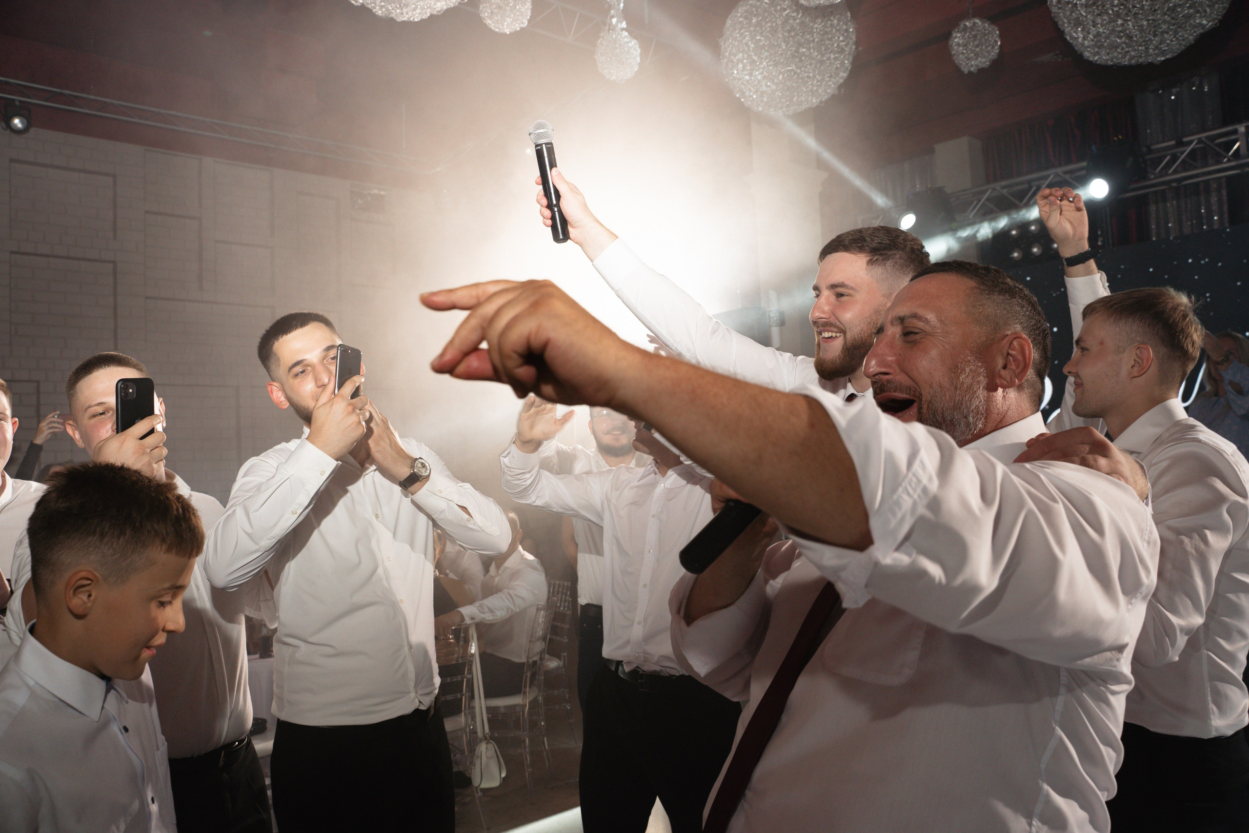 Роберт и Валерия. Свадебный фотограф в Сургуте