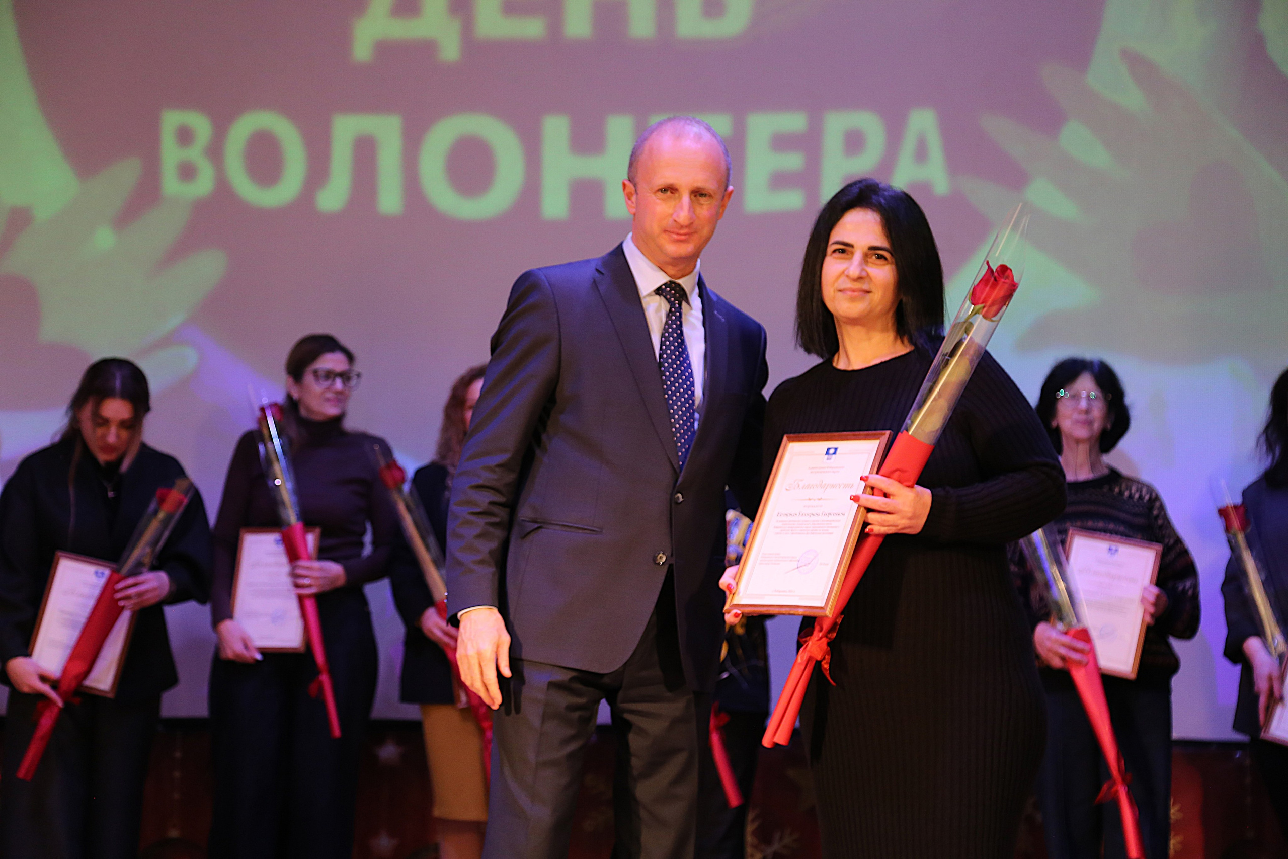 День Волонтёра. Жизнь курорта Кабардинка в фотографиях