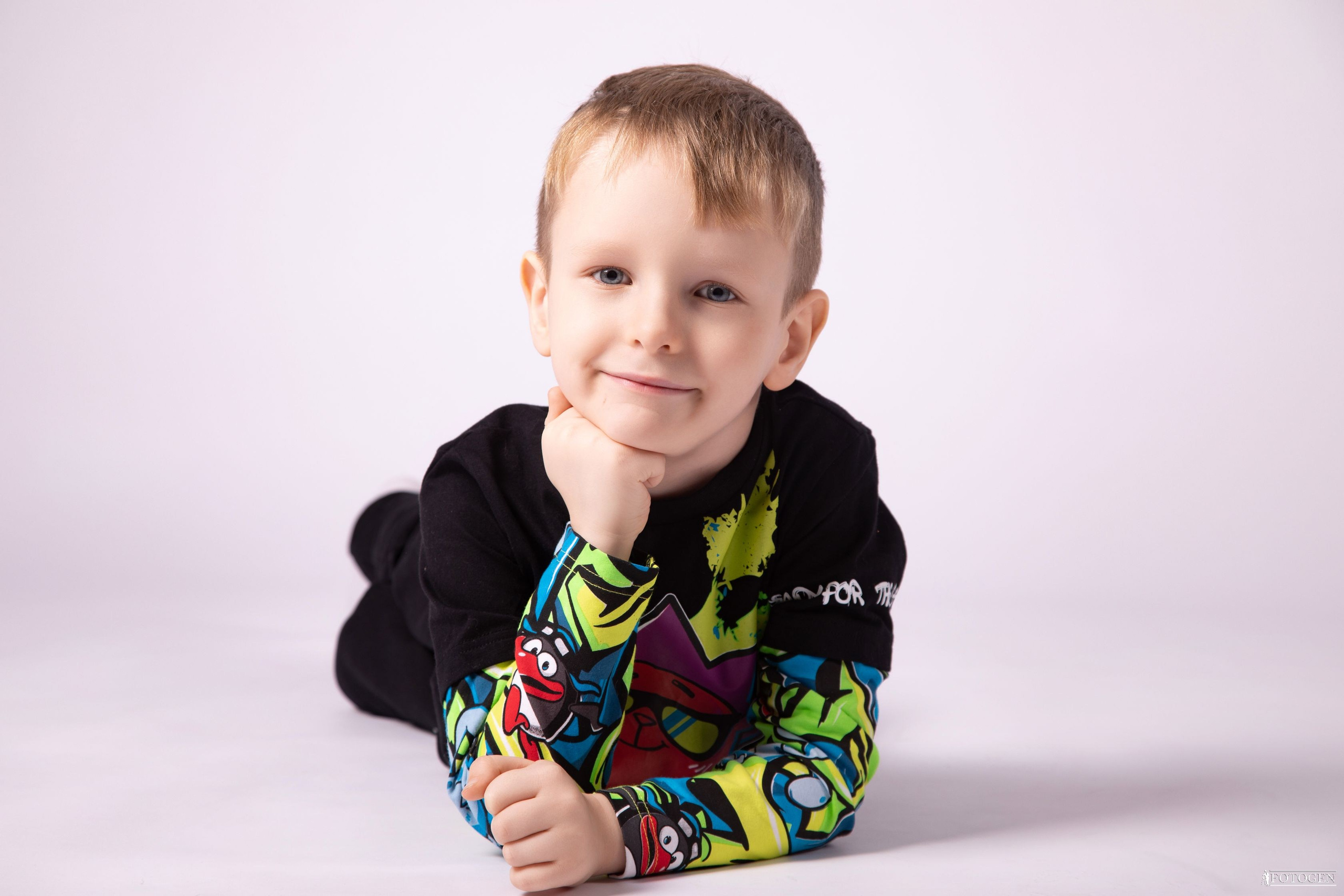 Фотосессия Мальчиков до 6 лет в Студии — Fotogen. Интерьерная фотостудия FOTOGEN г. Краснодар