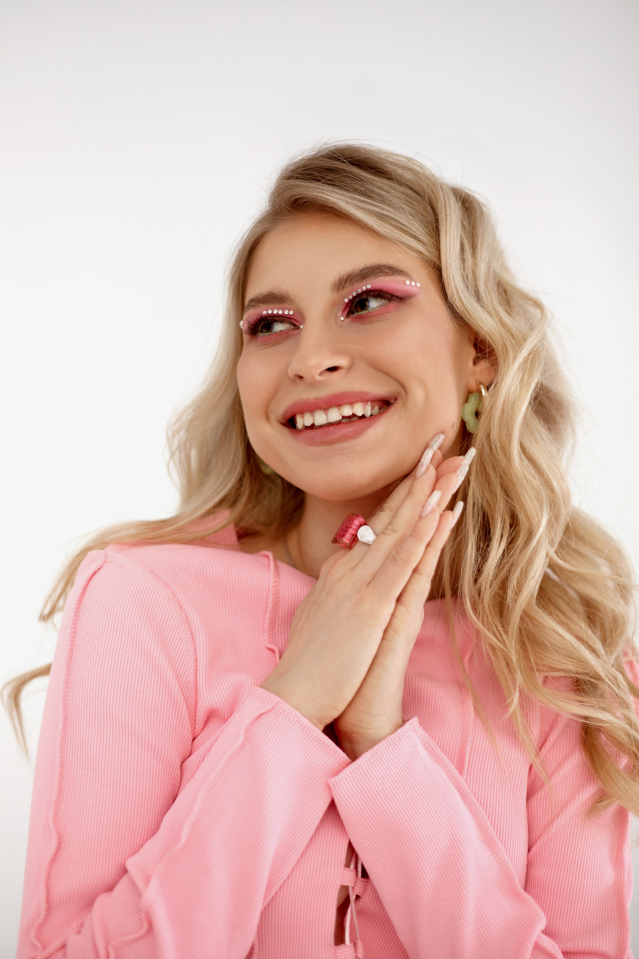 Фотосессия ко дню рождения. Сестры Карабаза. Фотографы и ретушеры в Москве и Санкт-Петербурге