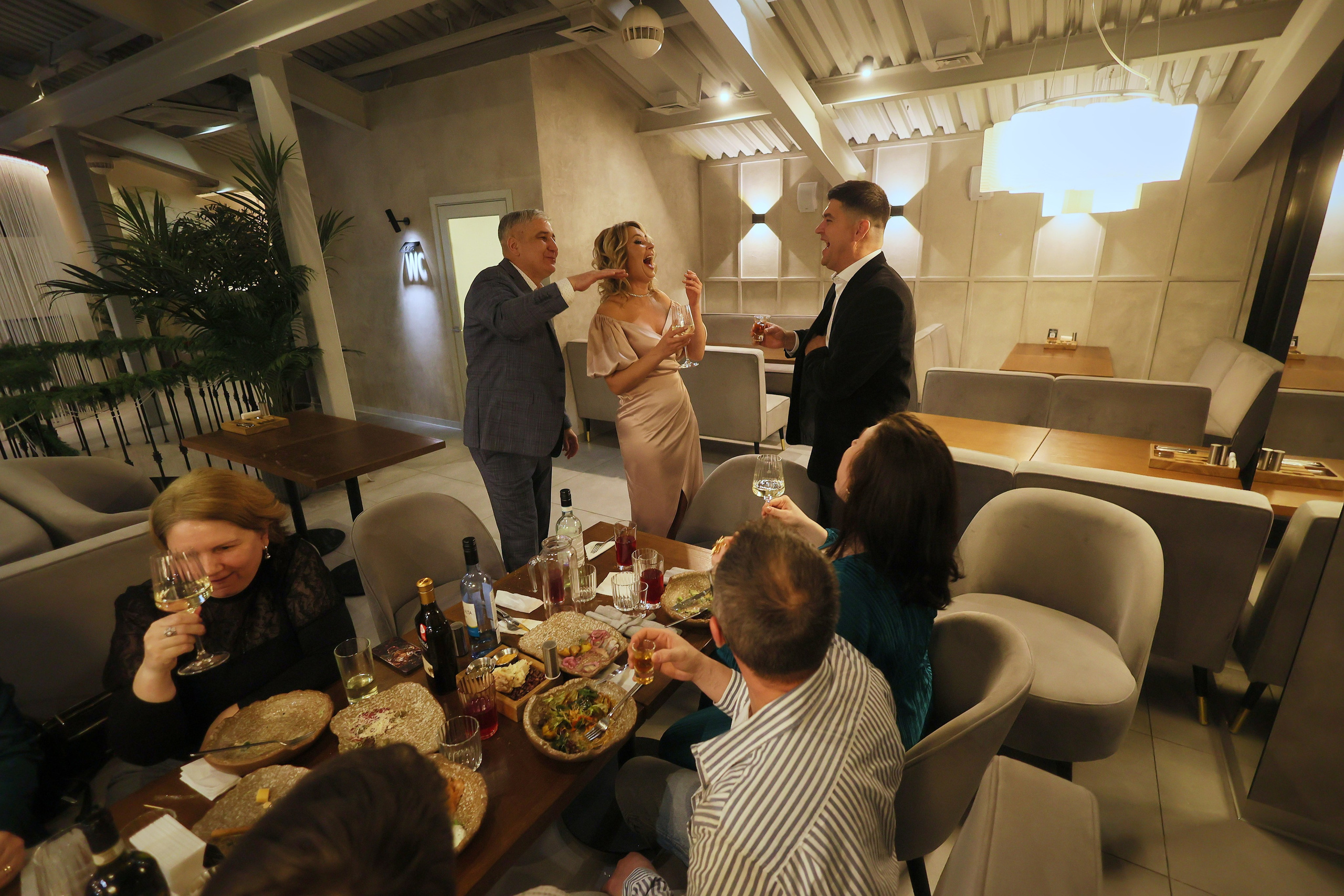 Фотограф на Юбилей в Самаре. Свадебный видеограф и свадебный фотограф в Самаре Олег Слеб