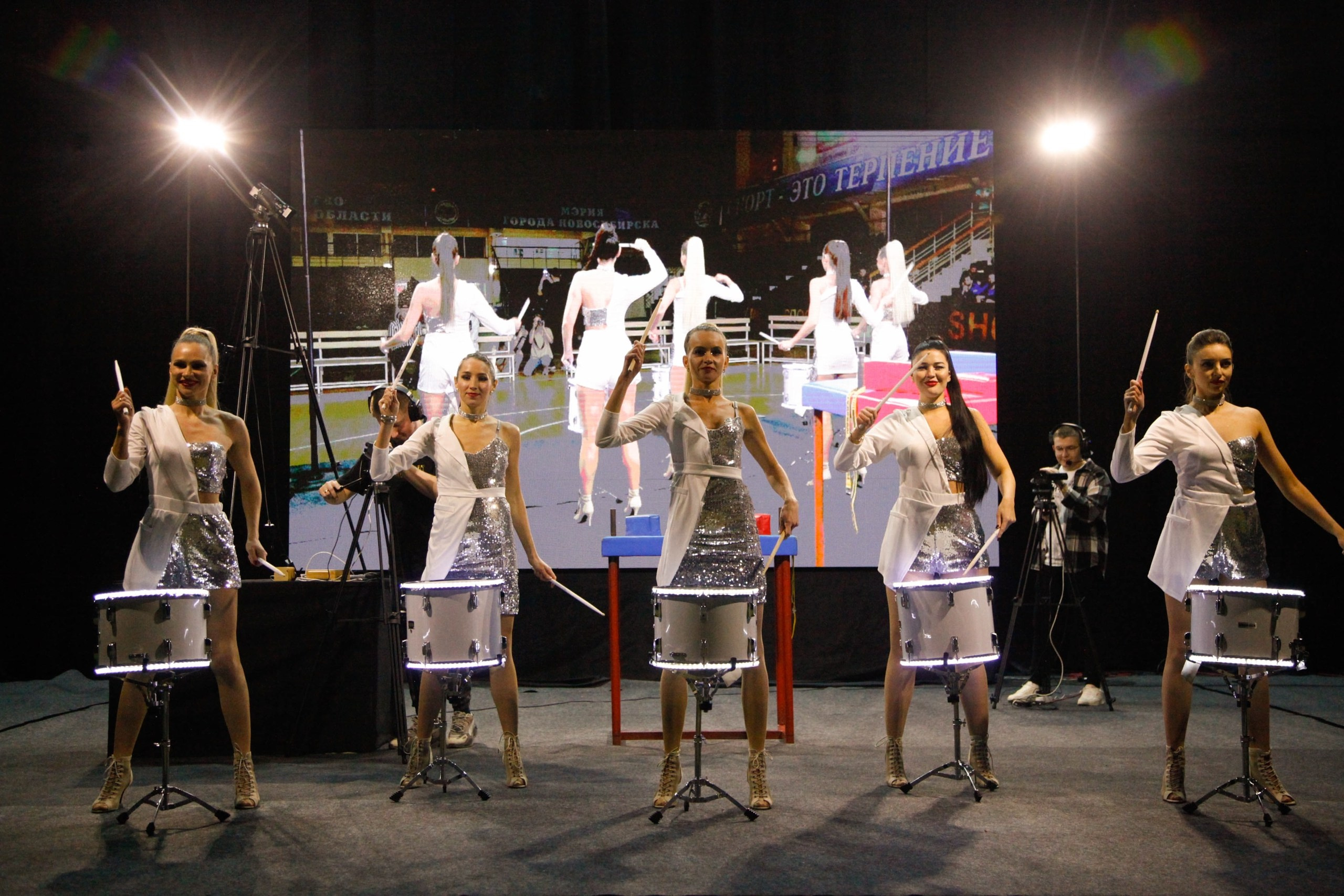 АРМРЕСТЛИНГ. Фото. Спортивный фотограф, трансляция, звук и свет в Новосибирске