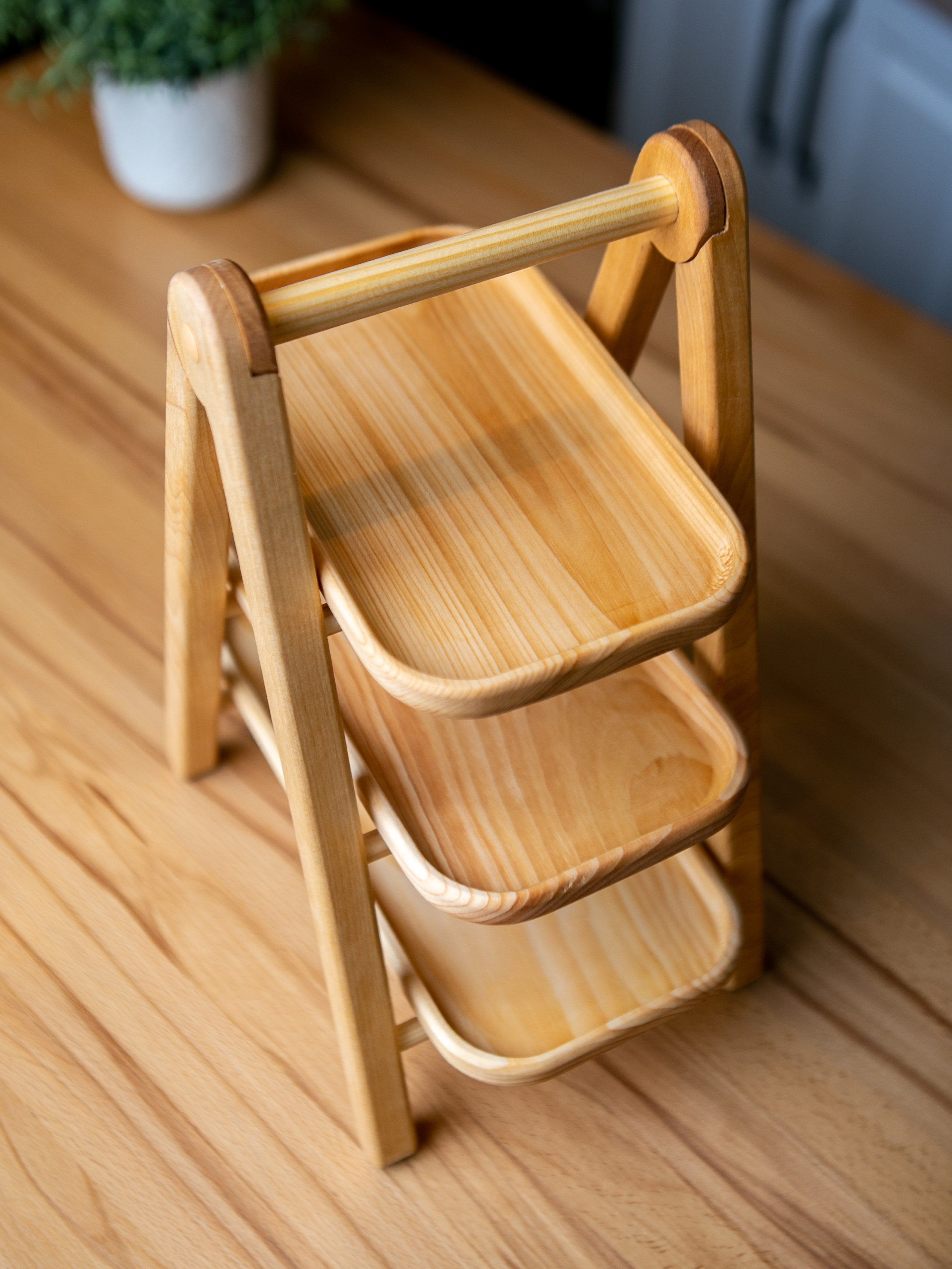 Подносы и этажерки. Контент фотограф, съемка для маркетплейсов, фуд съемка и репортажи в Новосибирске Ралия Галеева