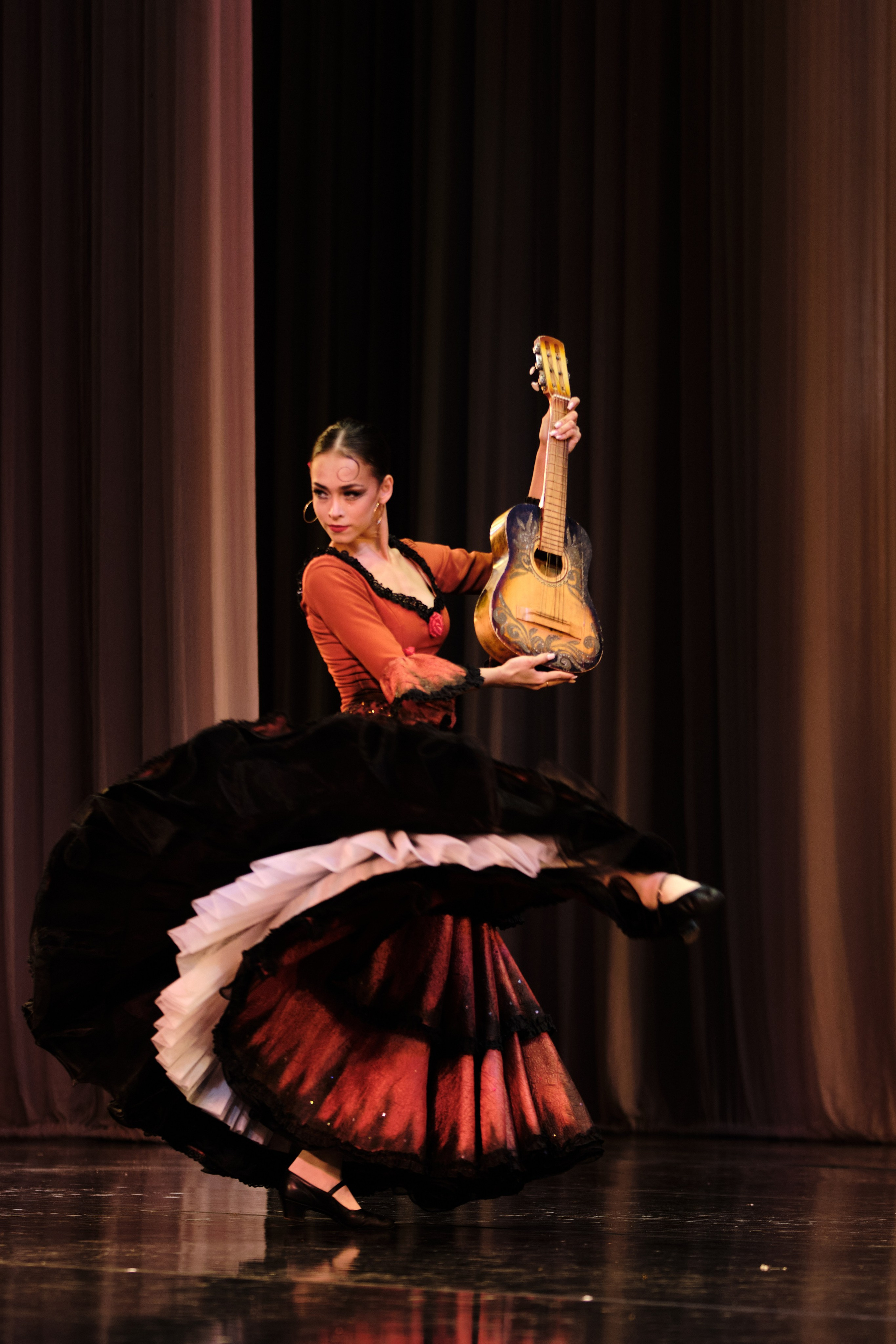 Гала-концерт Казанского хореографического училища. Barsukov