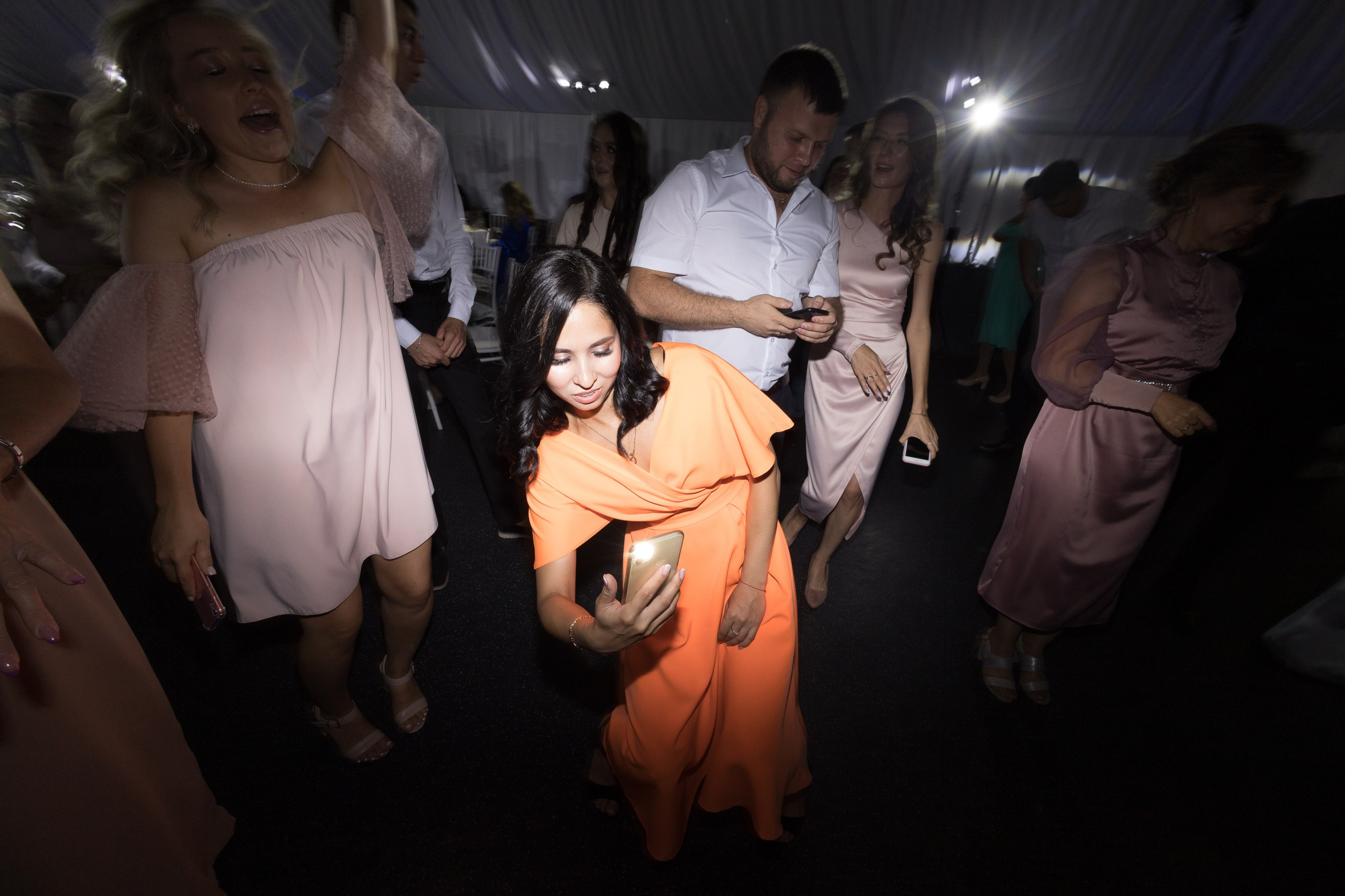 Свадебный фотограф Уфа — Руслан ГабдлисламовЖивые эмоции, красивые кадры, воспоминания на всю жизнь.Работаю по всей Республике Башкортоста. Свадебный фотограф Уфа Руслан Габдлисламов