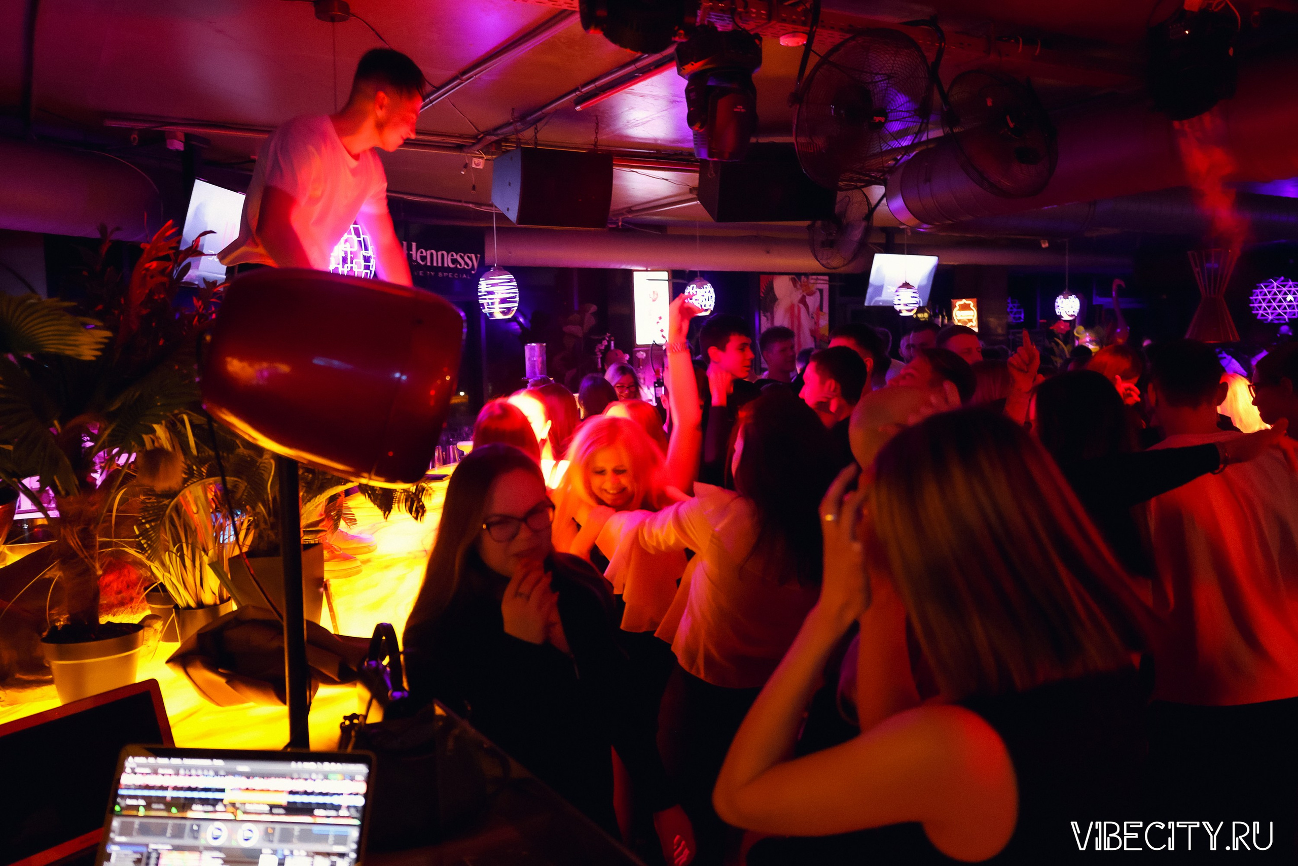 DOUBLE U. VIBECITY.RU Вайб Сити Ру Фоторепортажи Фотоотчеты Калининград