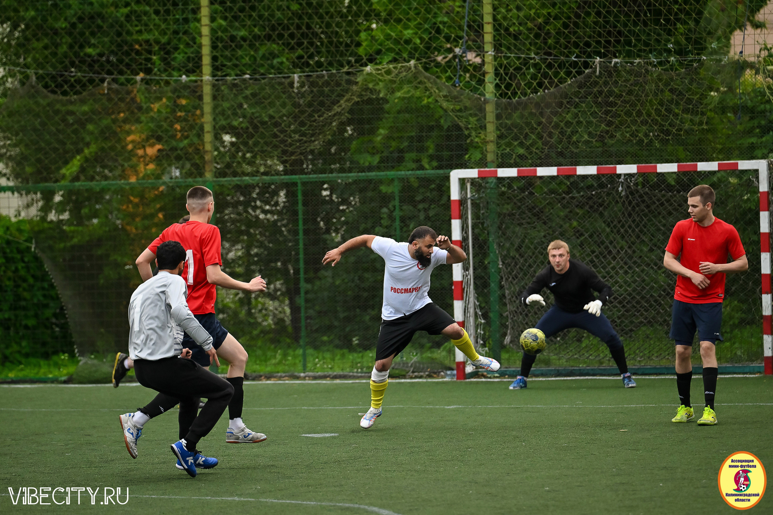 ИГРЫ МИНИ-ФУТБОЛЬНОЙ И КОРПОРАТИВНОЙ ЛИГИ. VIBECITY.RU Вайб Сити Ру Фоторепортажи Фотоотчеты Калининград