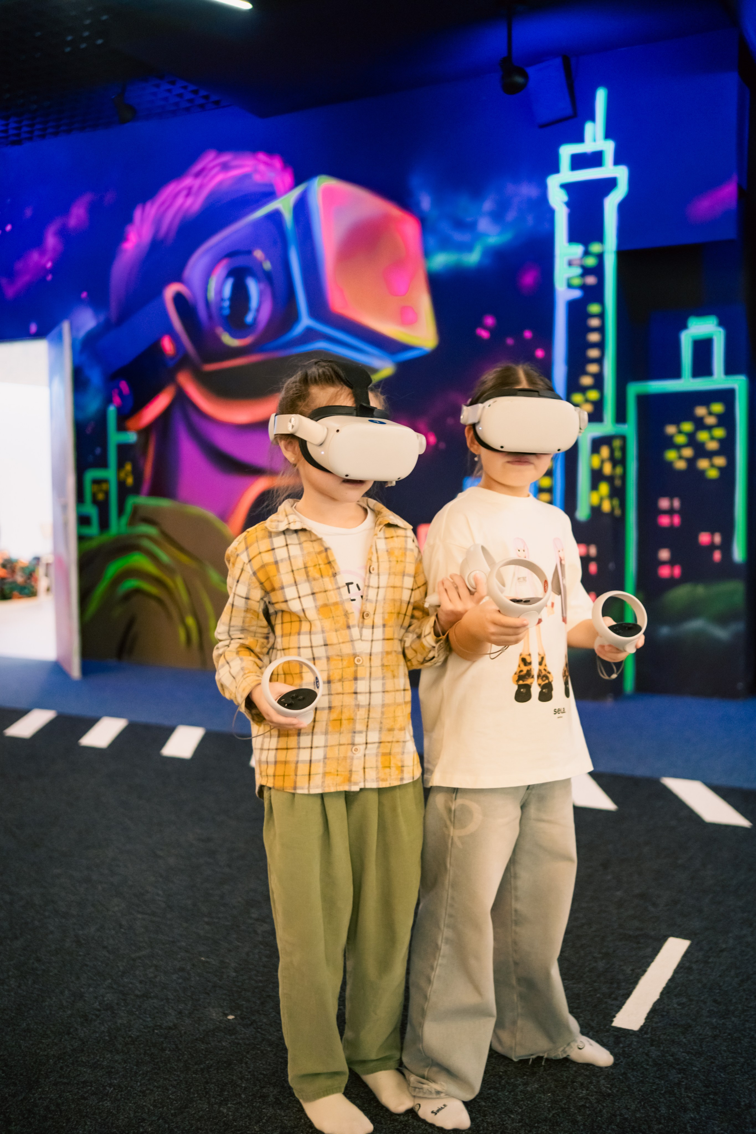 VR April-May. Felixtones