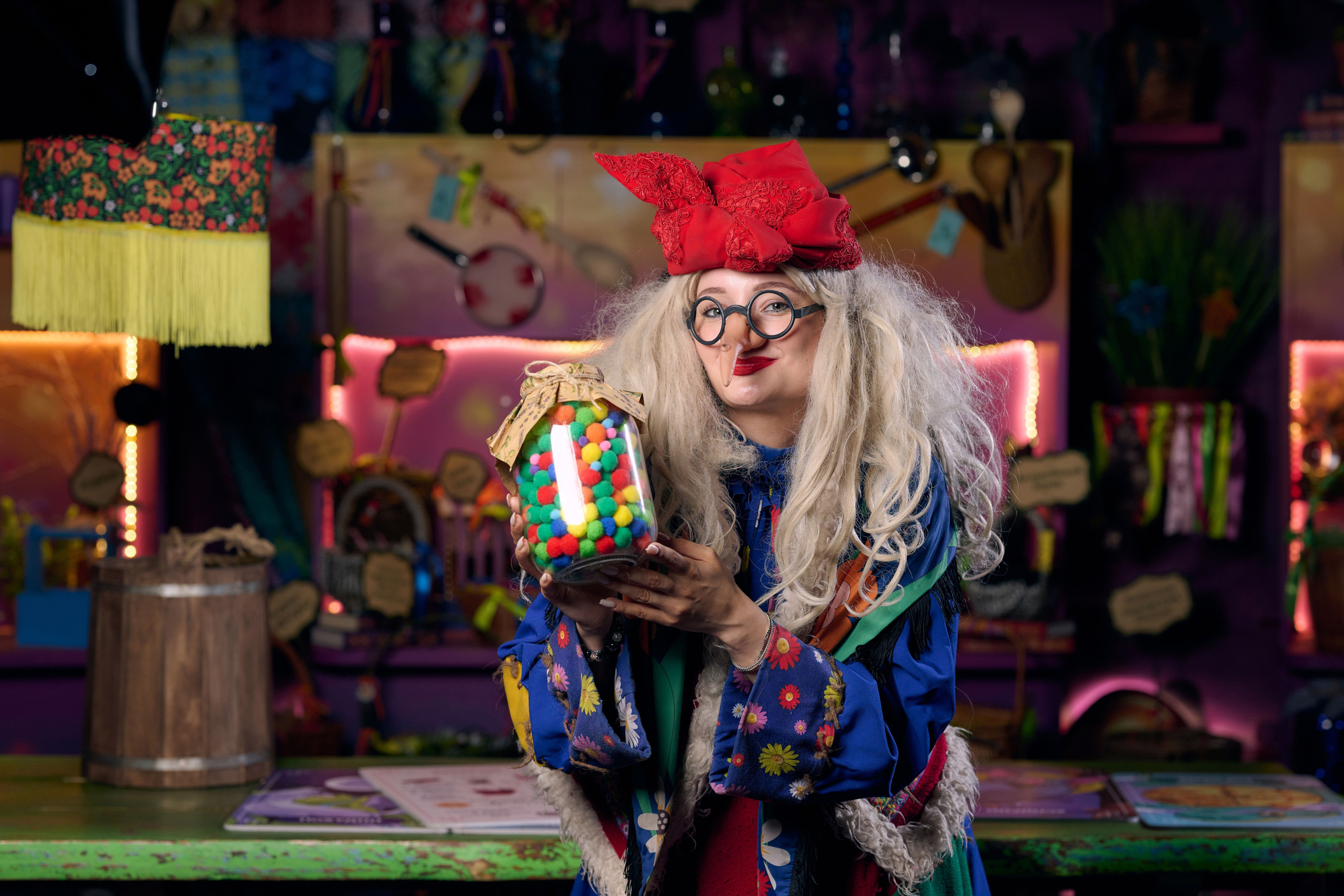 Баба-Яга. Никита Хохловский фото и видео продакшн