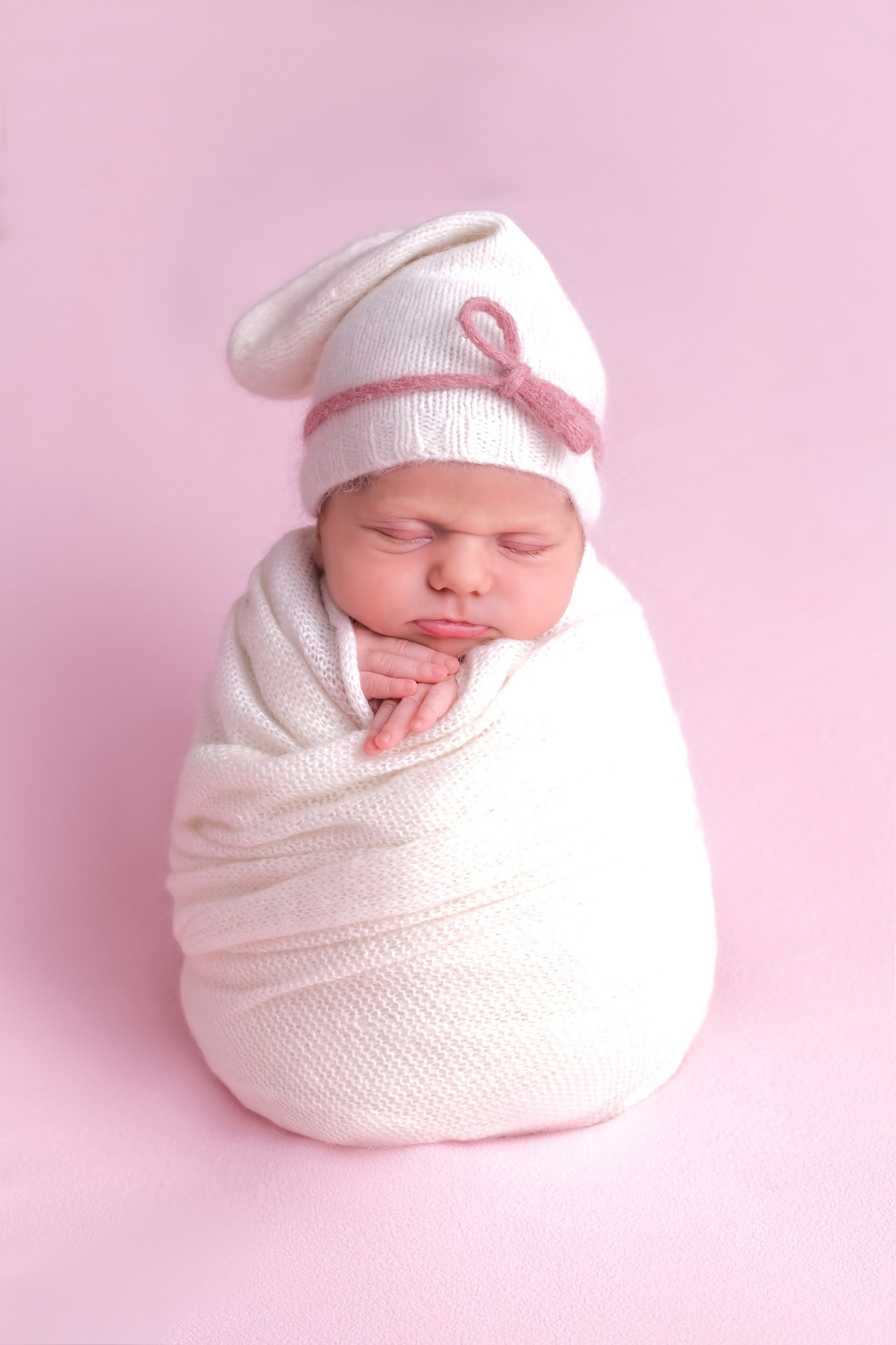 Новорожденные. Фотограф новорожденных в Караганде