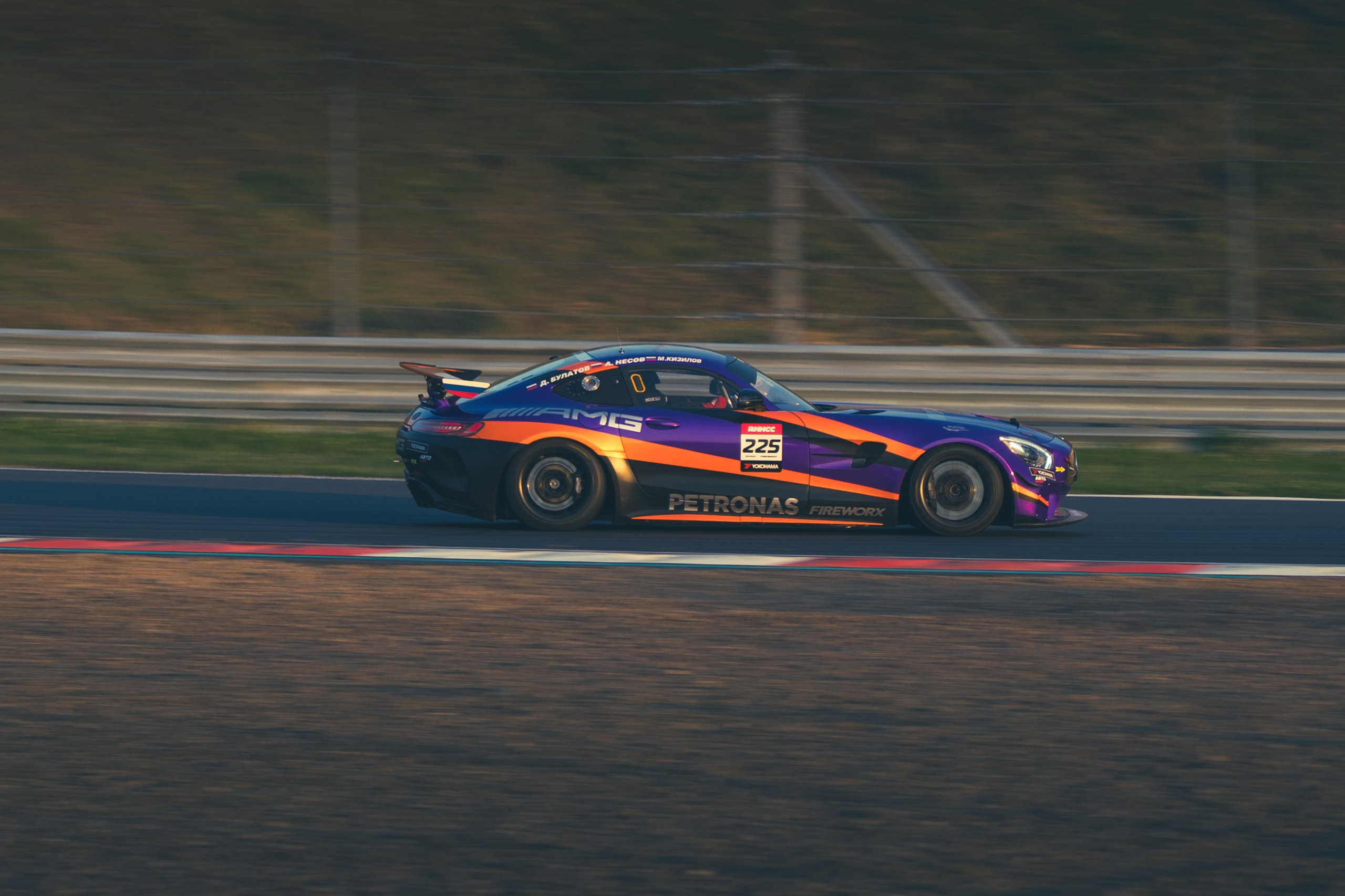 Трек-день Игора Драйв. Портретный и автомобильный фотограф в Санкт-Петербурге Евгений Черепанов