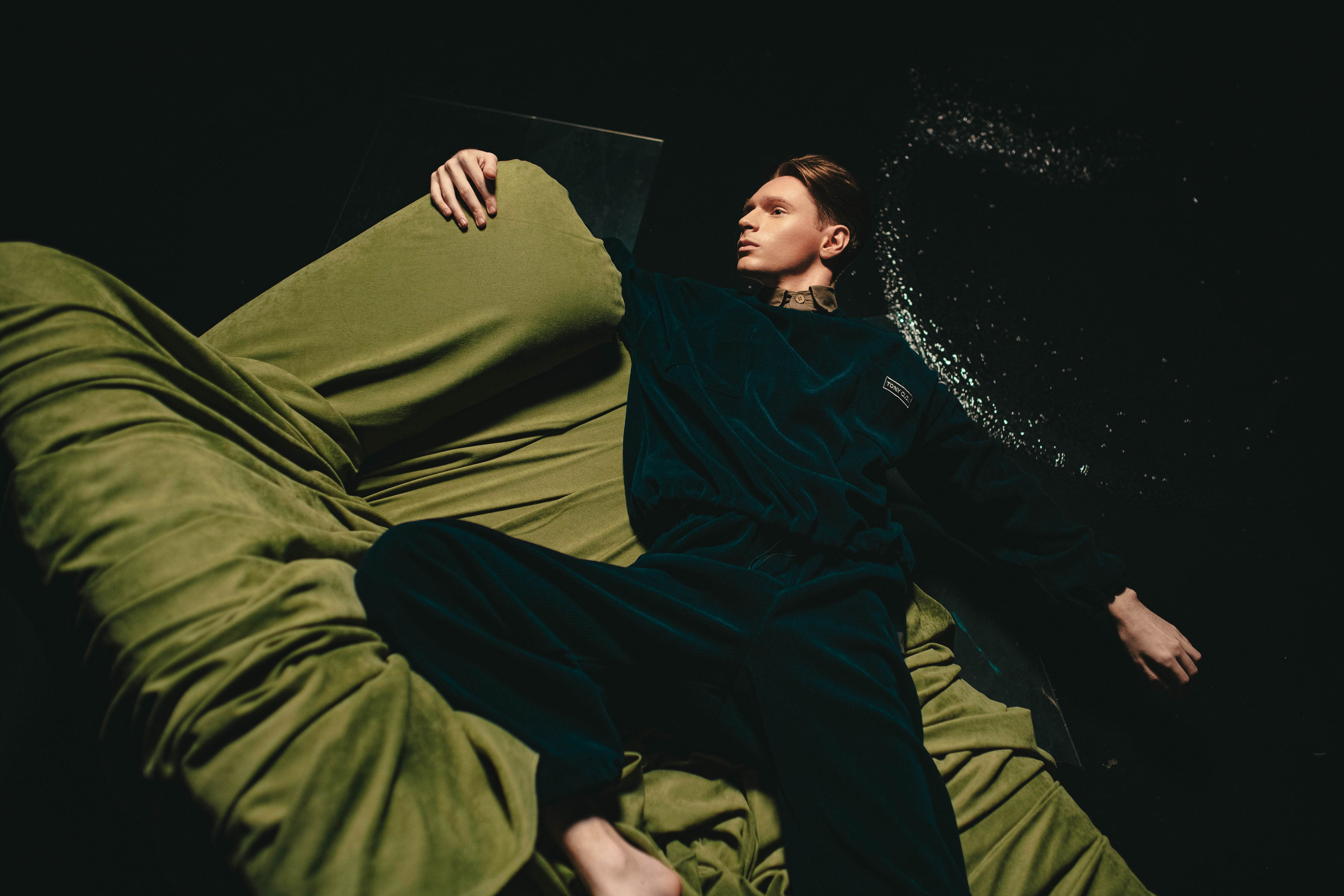 Дизайнерская одежда «Tony Clou». Портретный фотограф в Екатеринбурге Дарья Жужгова