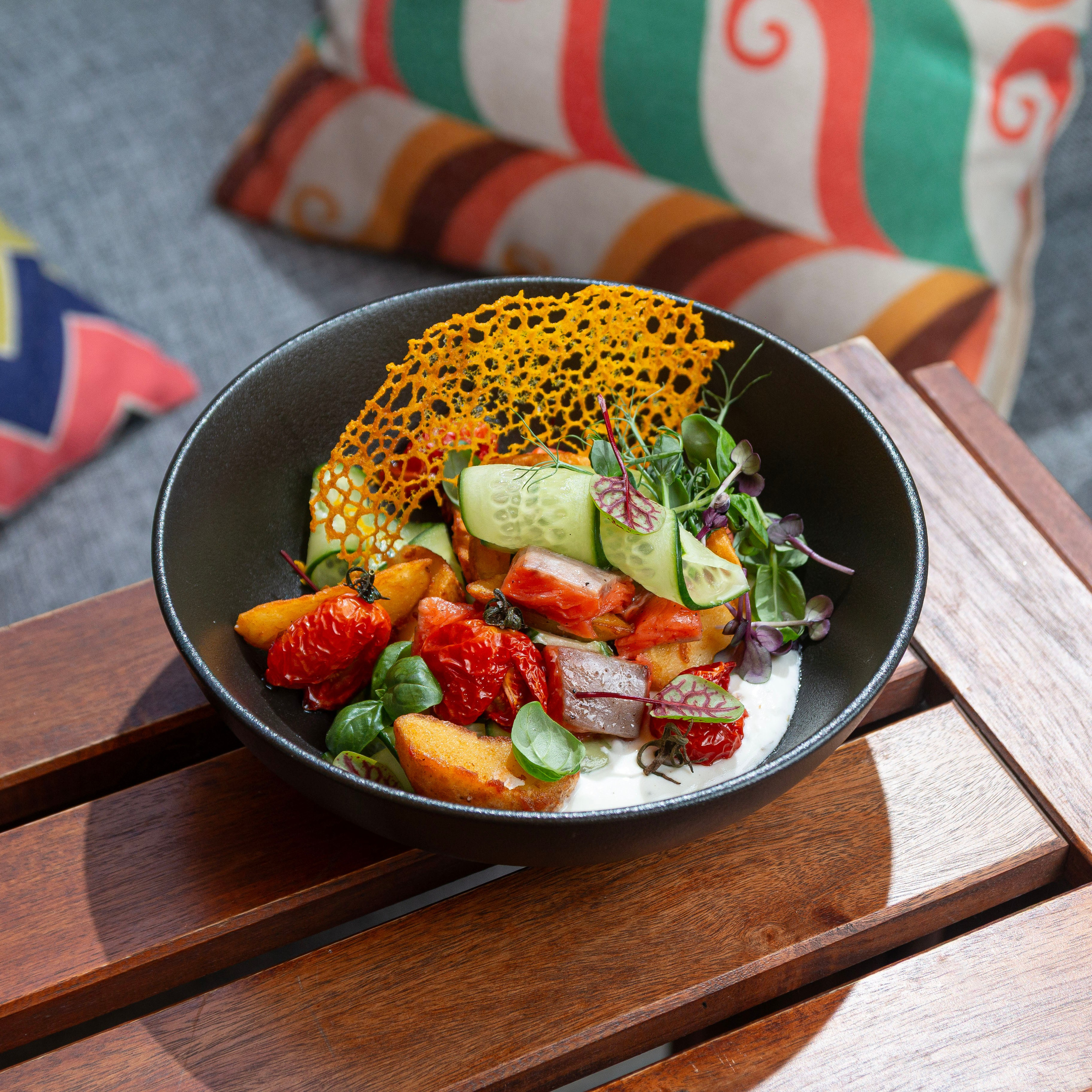 Вояж. Александр Стряпунин — предметный фотограф в Улан-Удэ