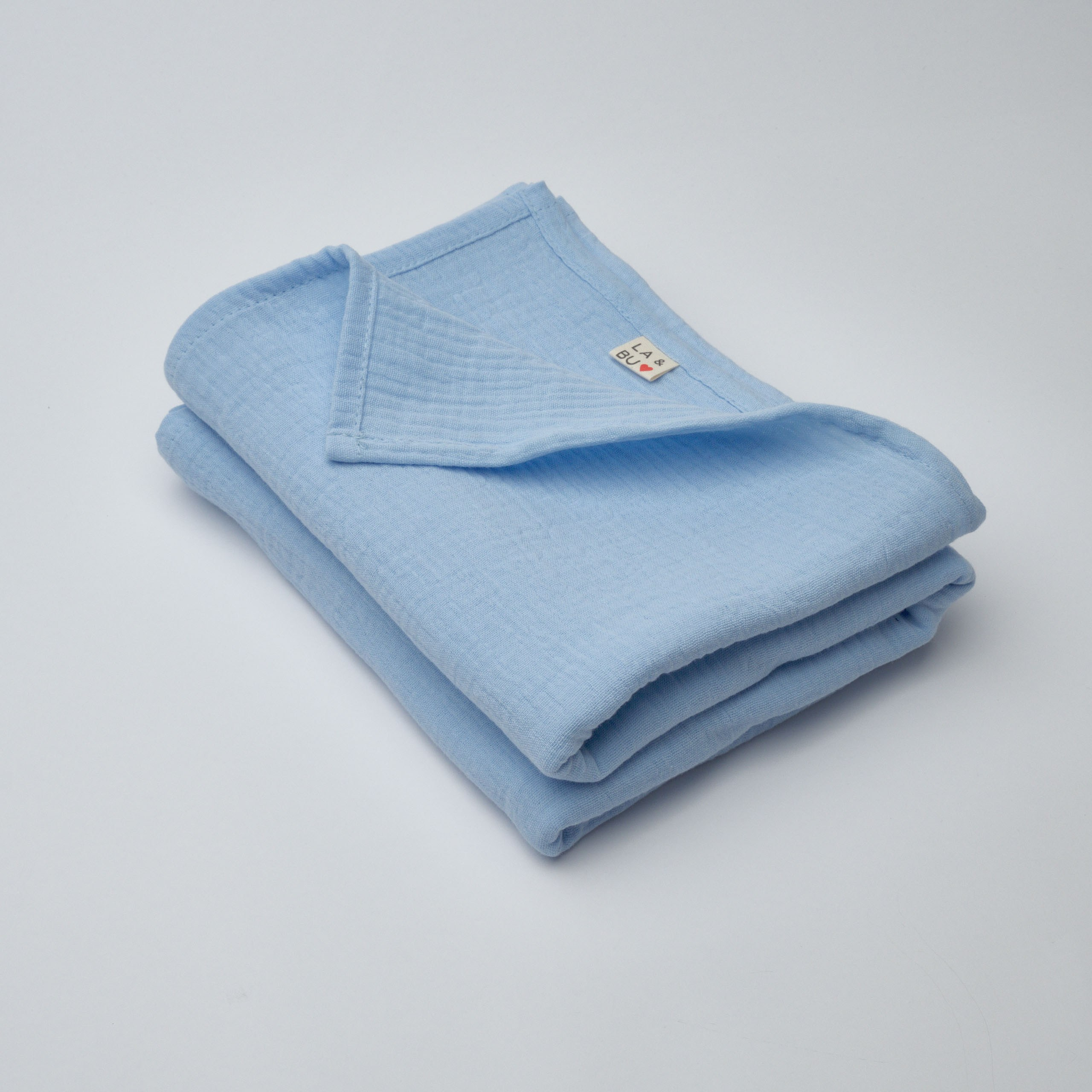 Предметные съёмки товаров для дома и кухни, изделий из ткани и прочих хозяйственных принадлежностей