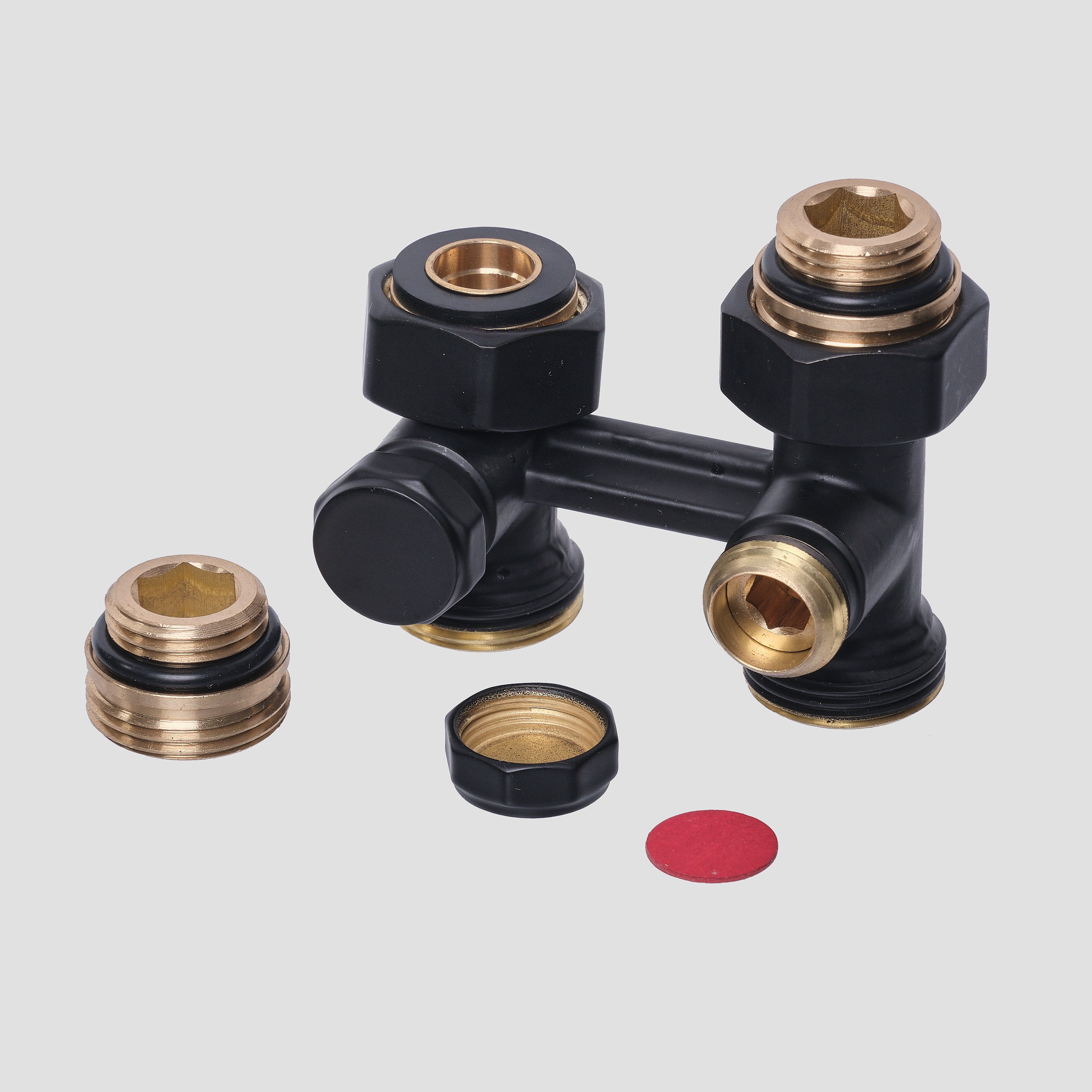 Предметные фотографии регуляторов и нагревателей для отопительных приборов