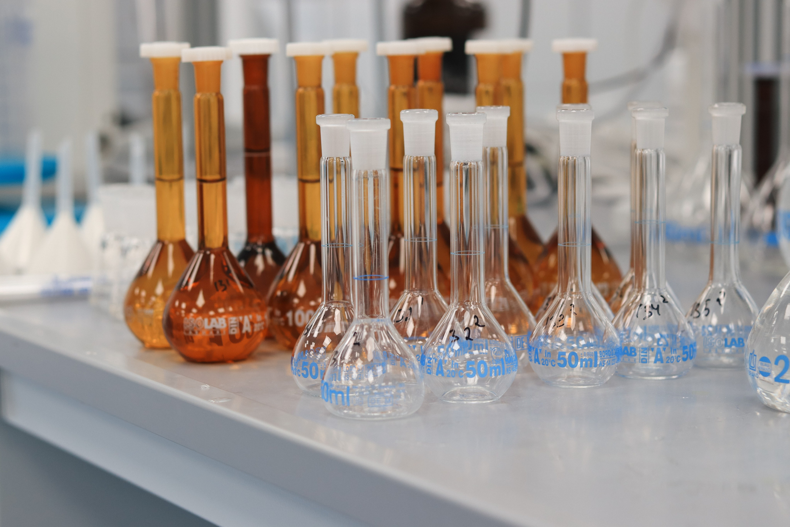 Экскурсия на фармацевтический научно-производственный комплекс «Велфарм-М» для детей сотрудников. Репортажный фотограф в Москве и Зеленограде Karina-vozd